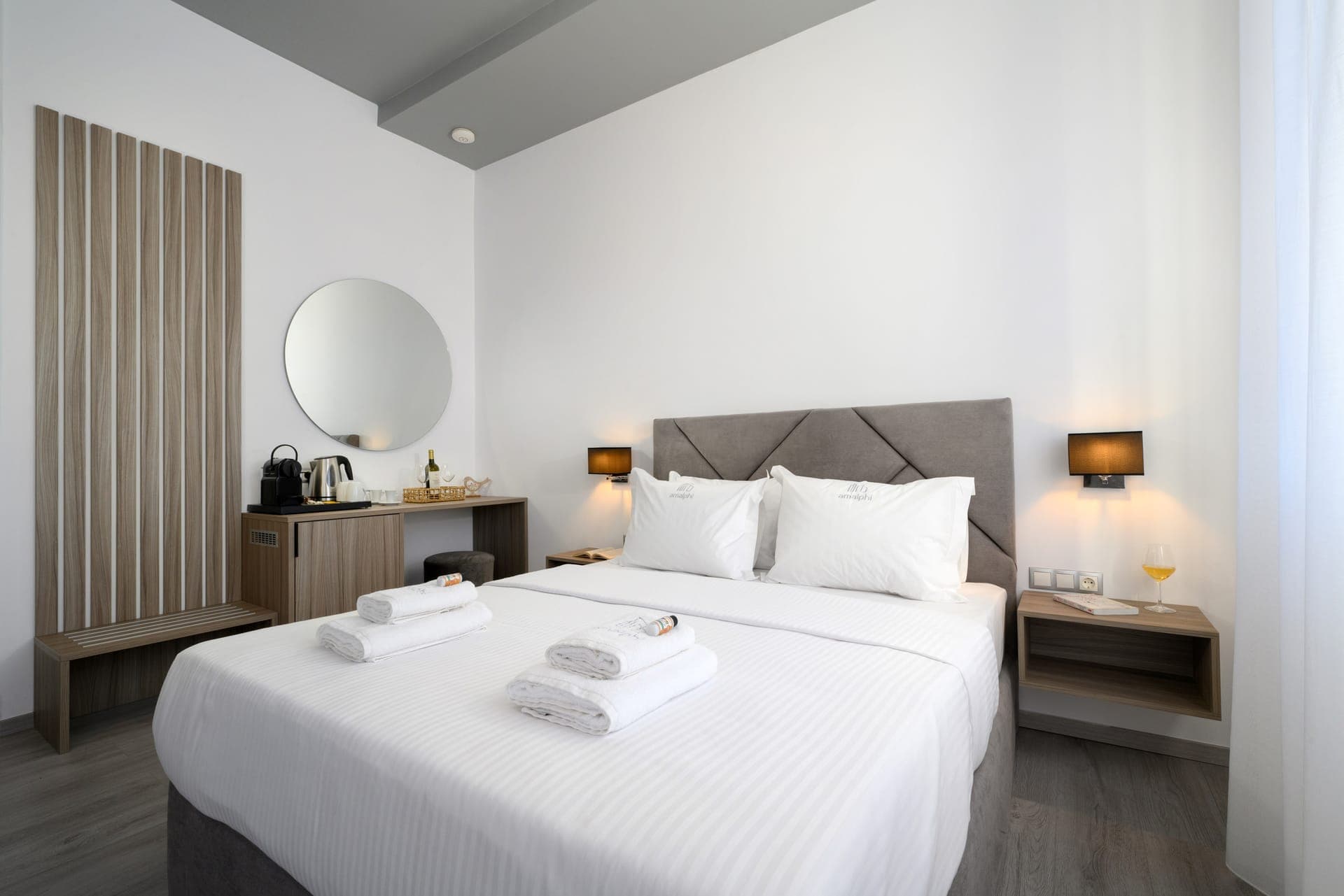 properties-AMALPHICO-0.jpg