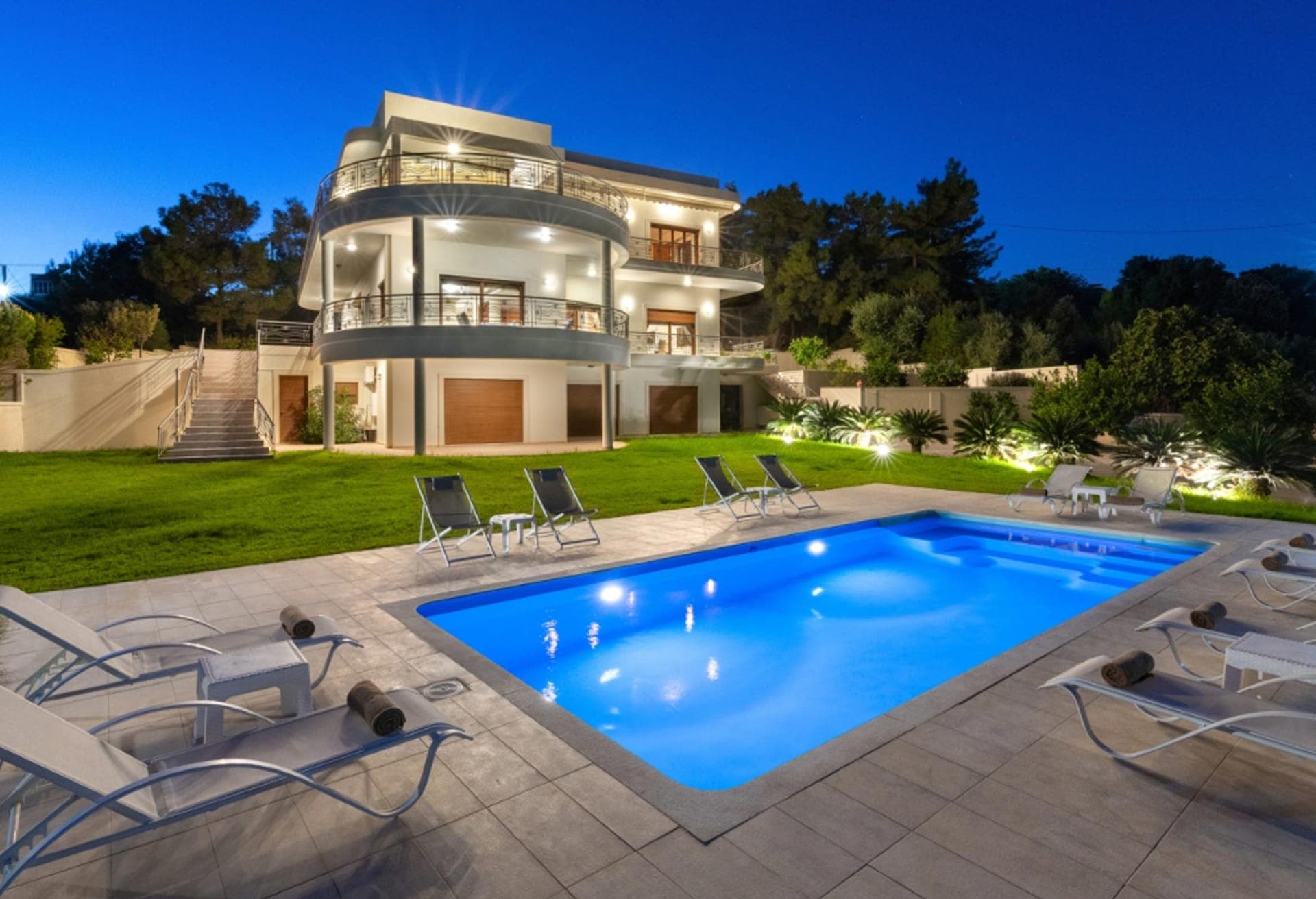 properties-AMALTHEIA-0.jpg