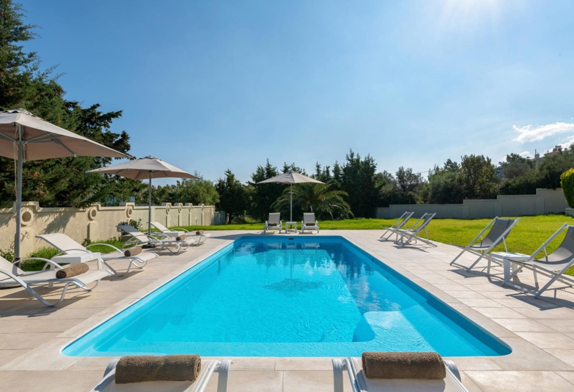 properties-AMALTHEIA-2.jpg