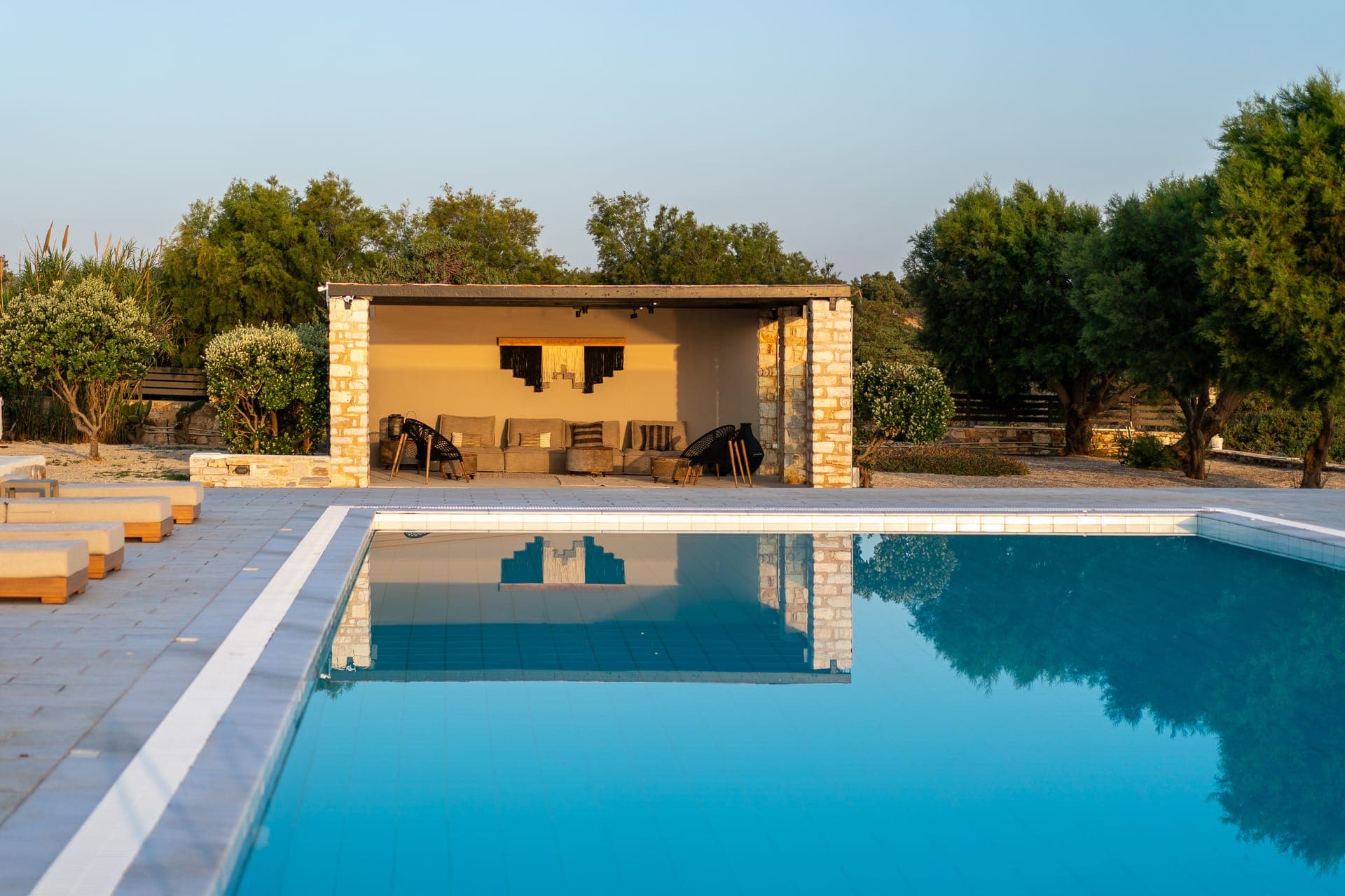 properties-AMBASSLUX-2.jpg