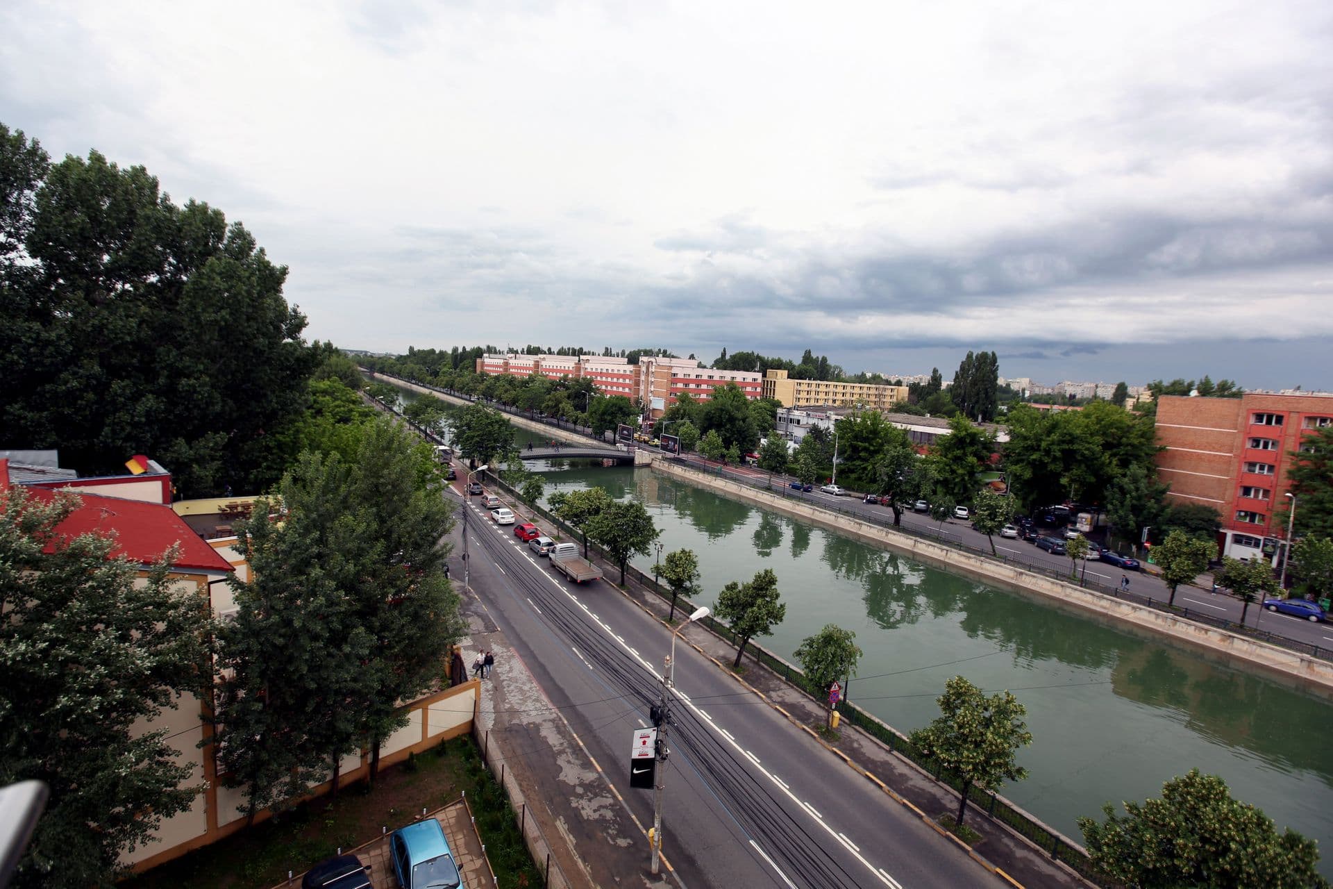 properties-AMBIANCEHT-1.jpg