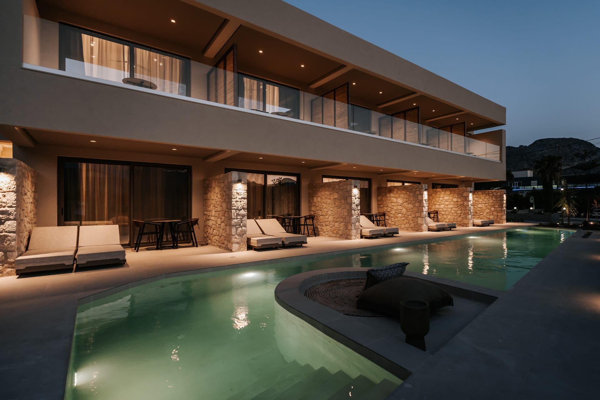 properties-AMENTE-0.jpg