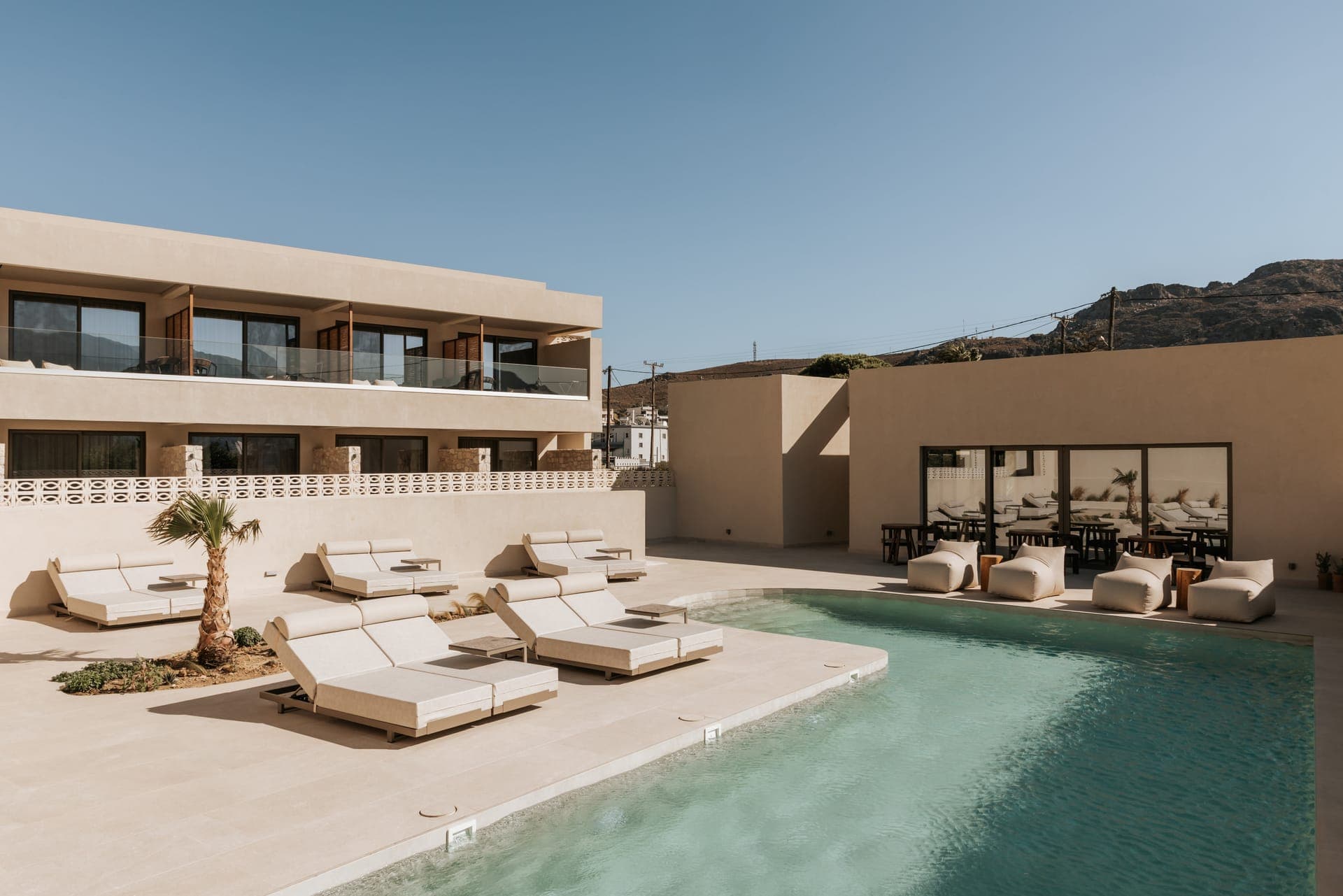 properties-AMENTEMIND-0.jpg