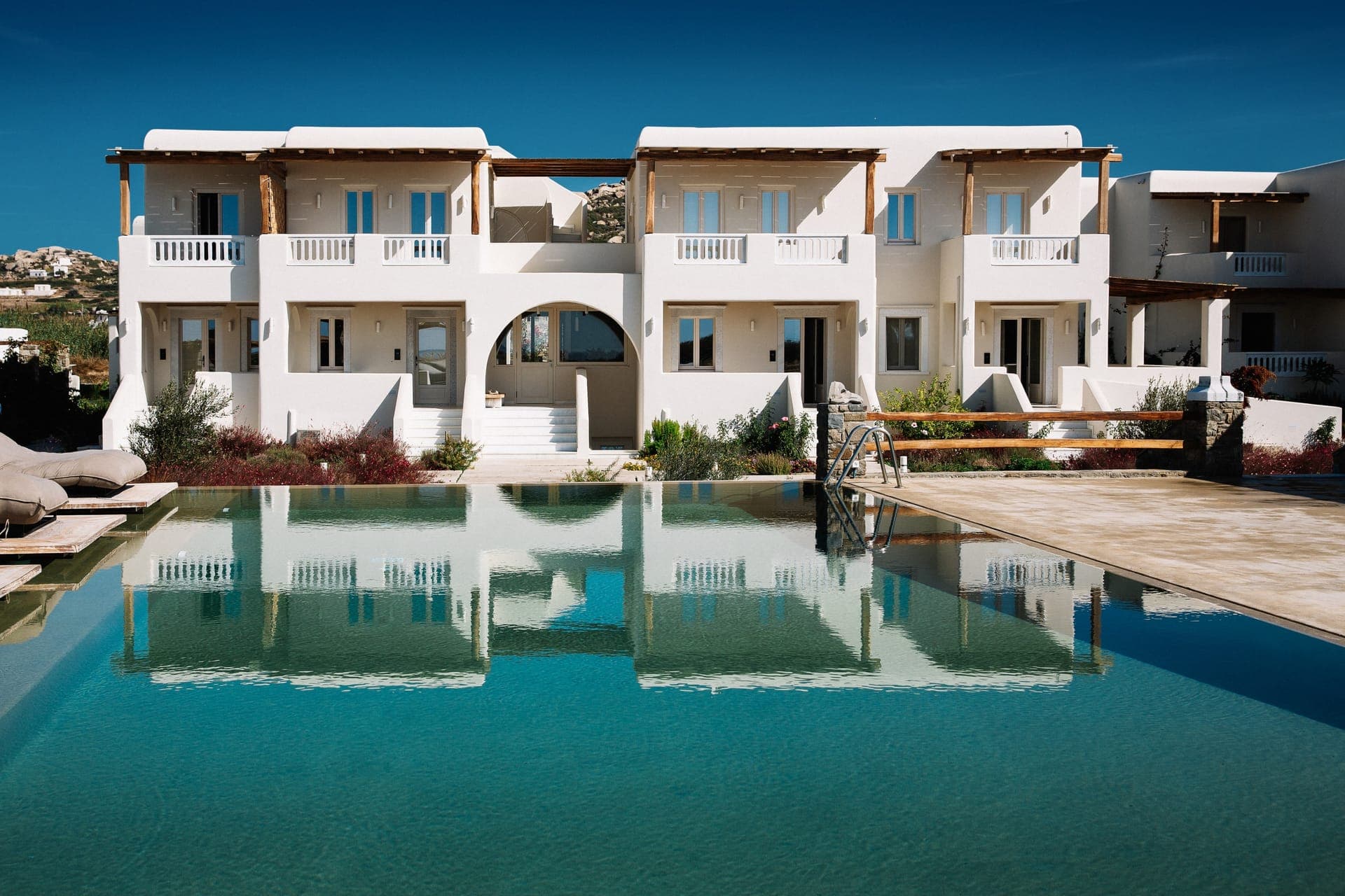 properties-AMMOTHINES-2.jpg