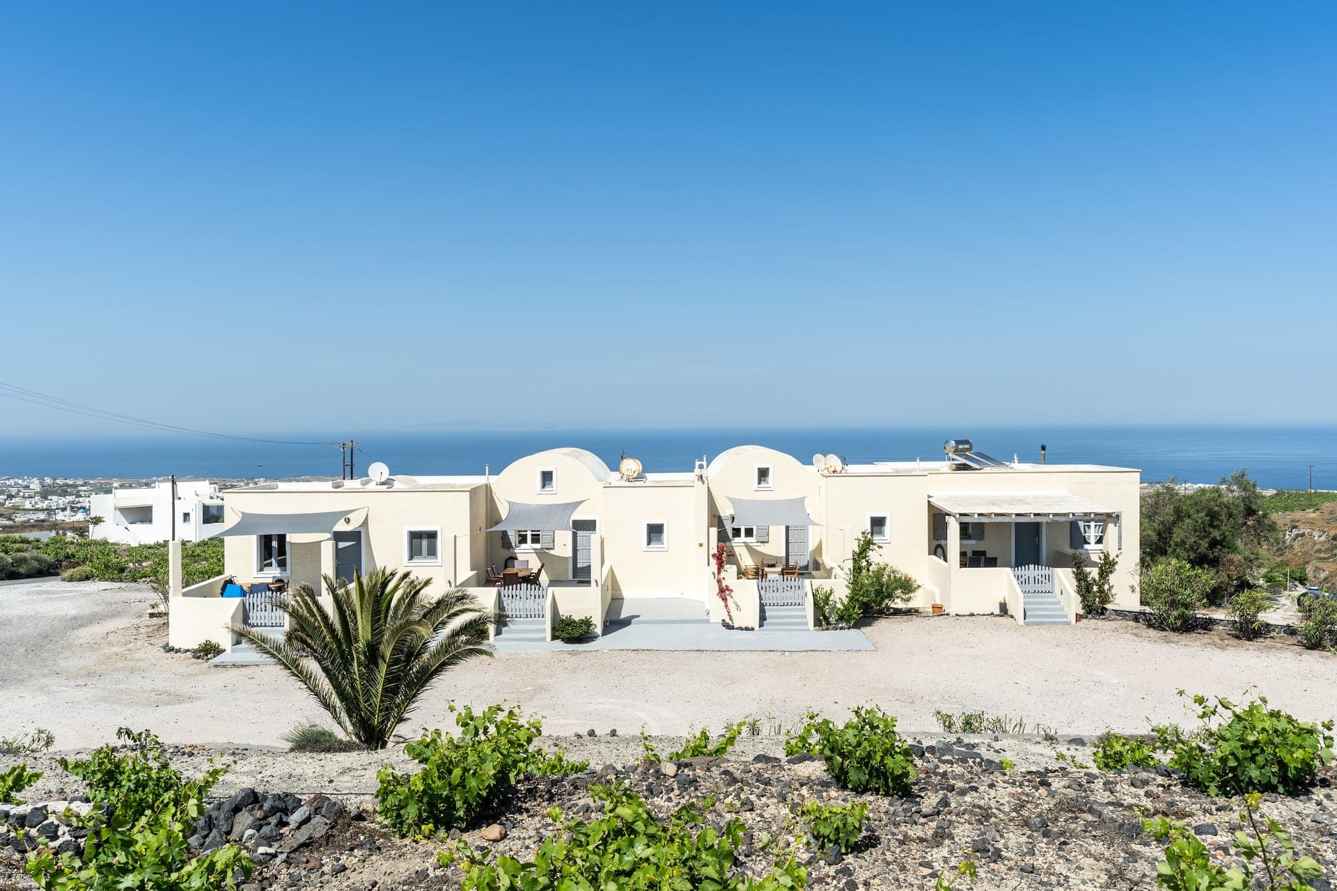 properties-AMPELHOUSE-0.jpg