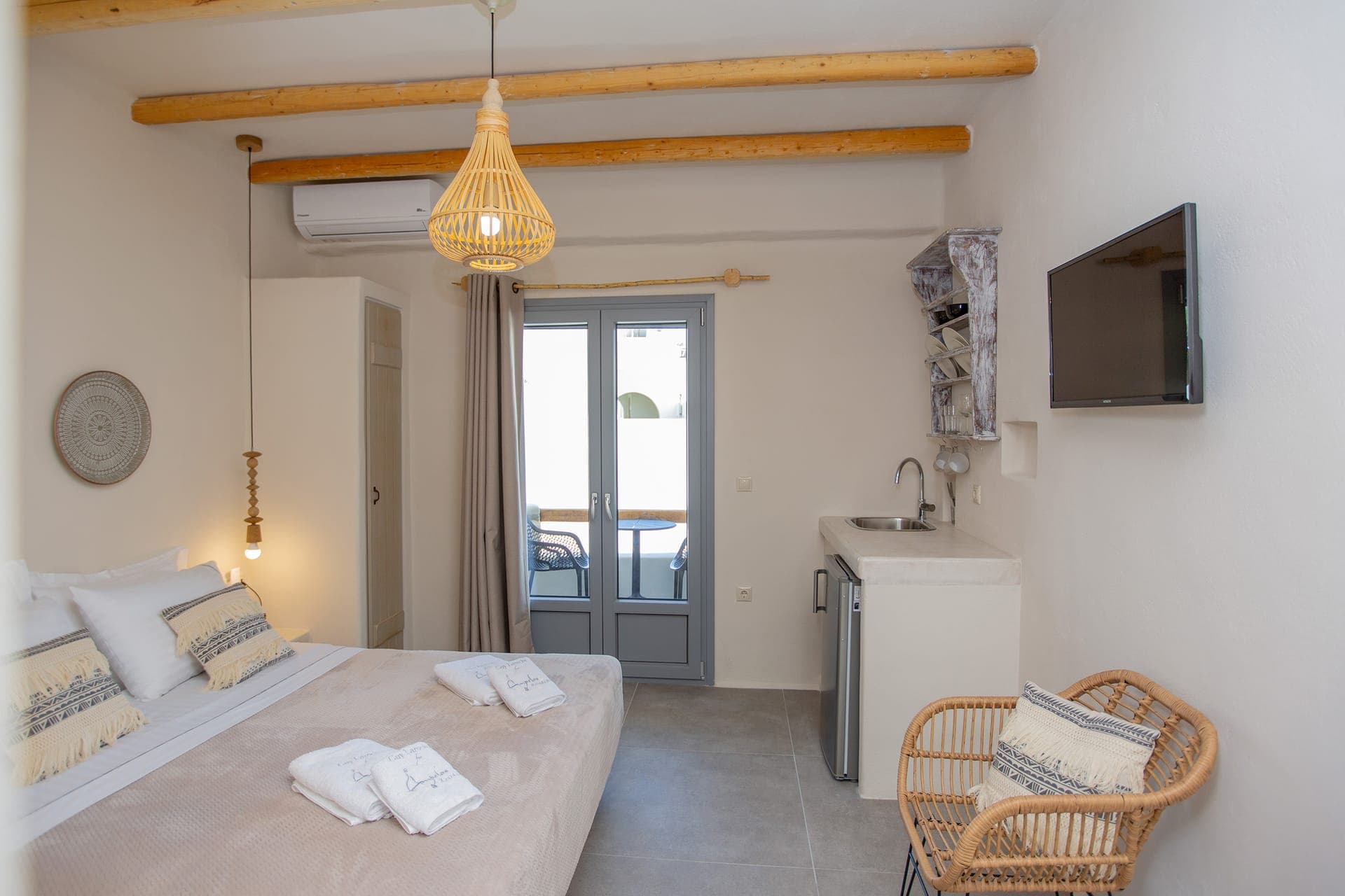properties-AMPELOSRES-2.jpg