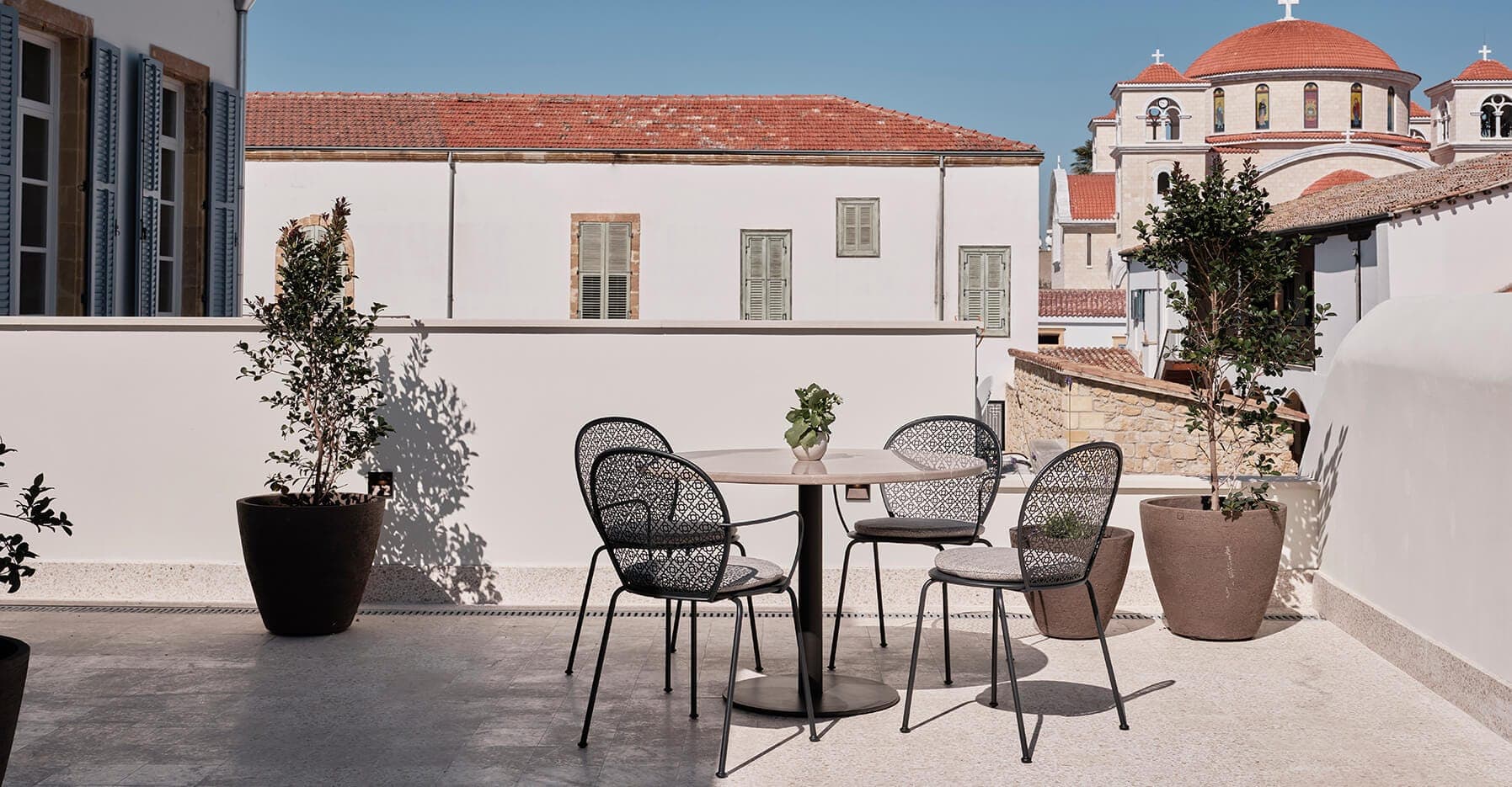 properties-AMYTHNICOS-2.jpg