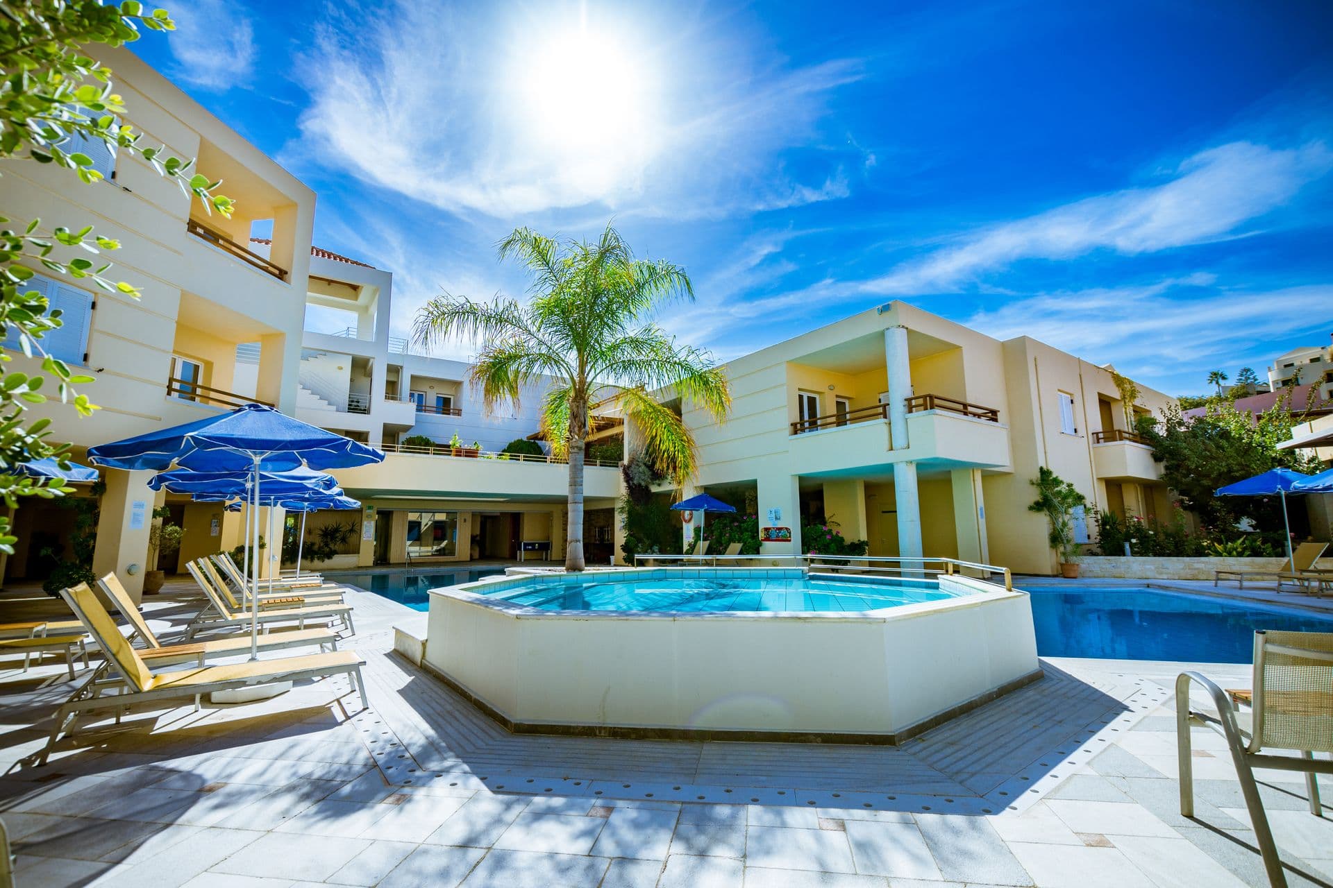 properties-ANAISSS-3.jpg