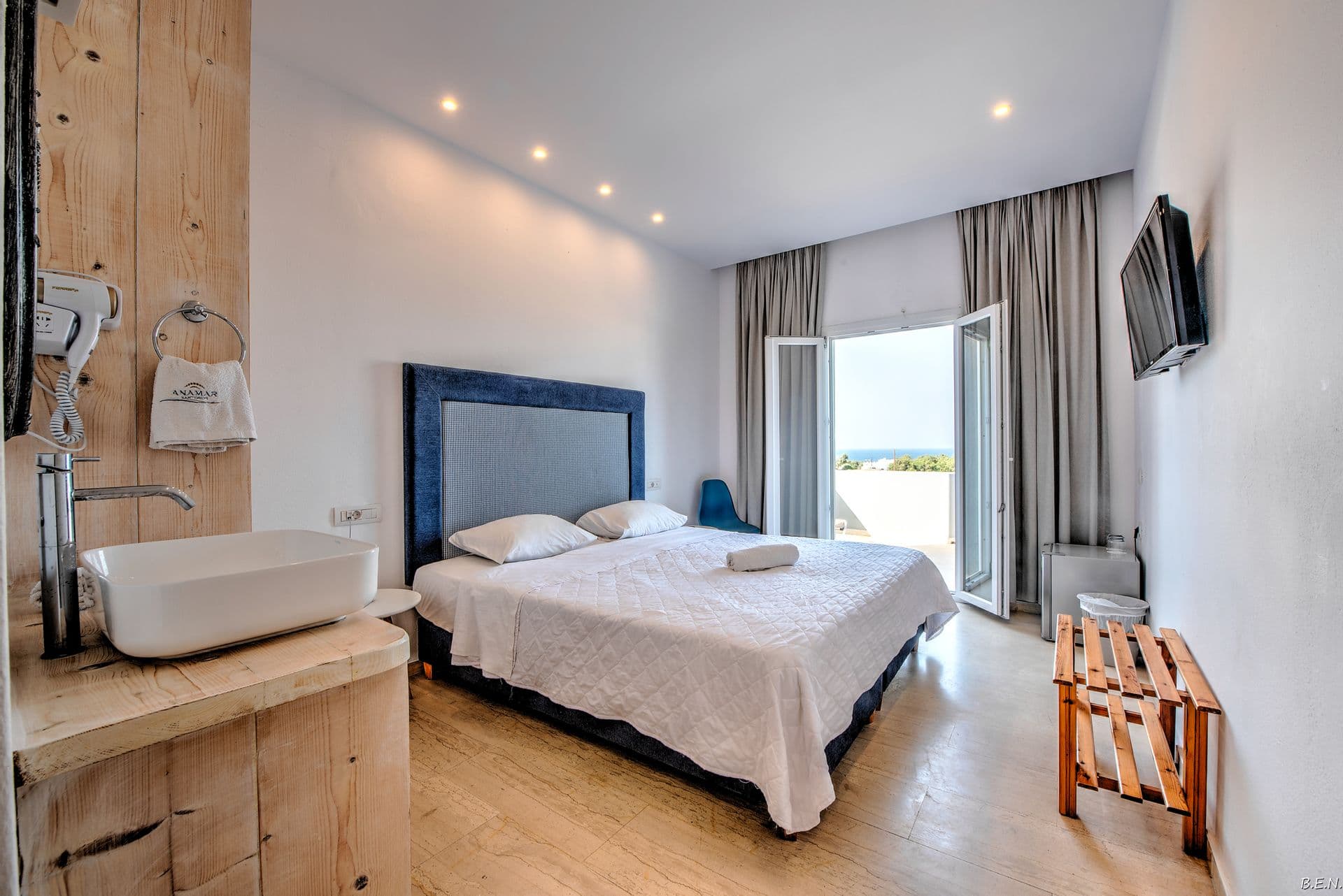 properties-ANAMARSANT-0.jpg