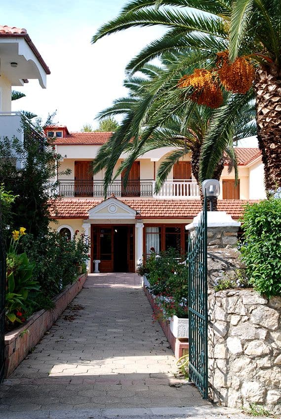 properties-ANAMARZ-1.jpg