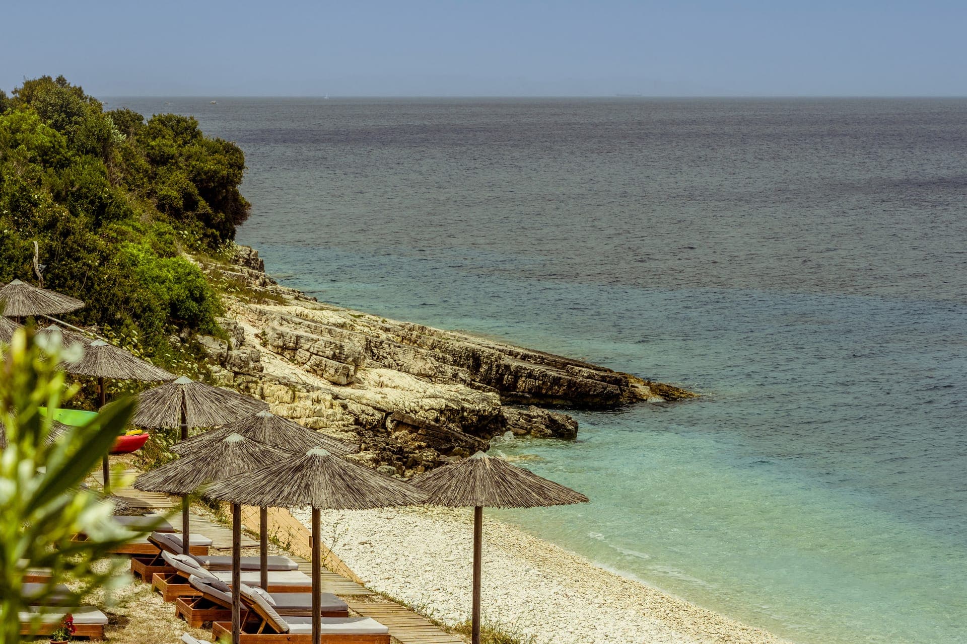 properties-ANASSAMARE-1.jpg