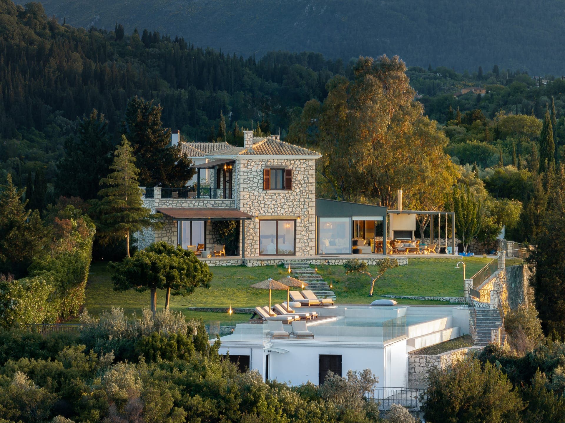 properties-ANEMVILLAS-1.jpg