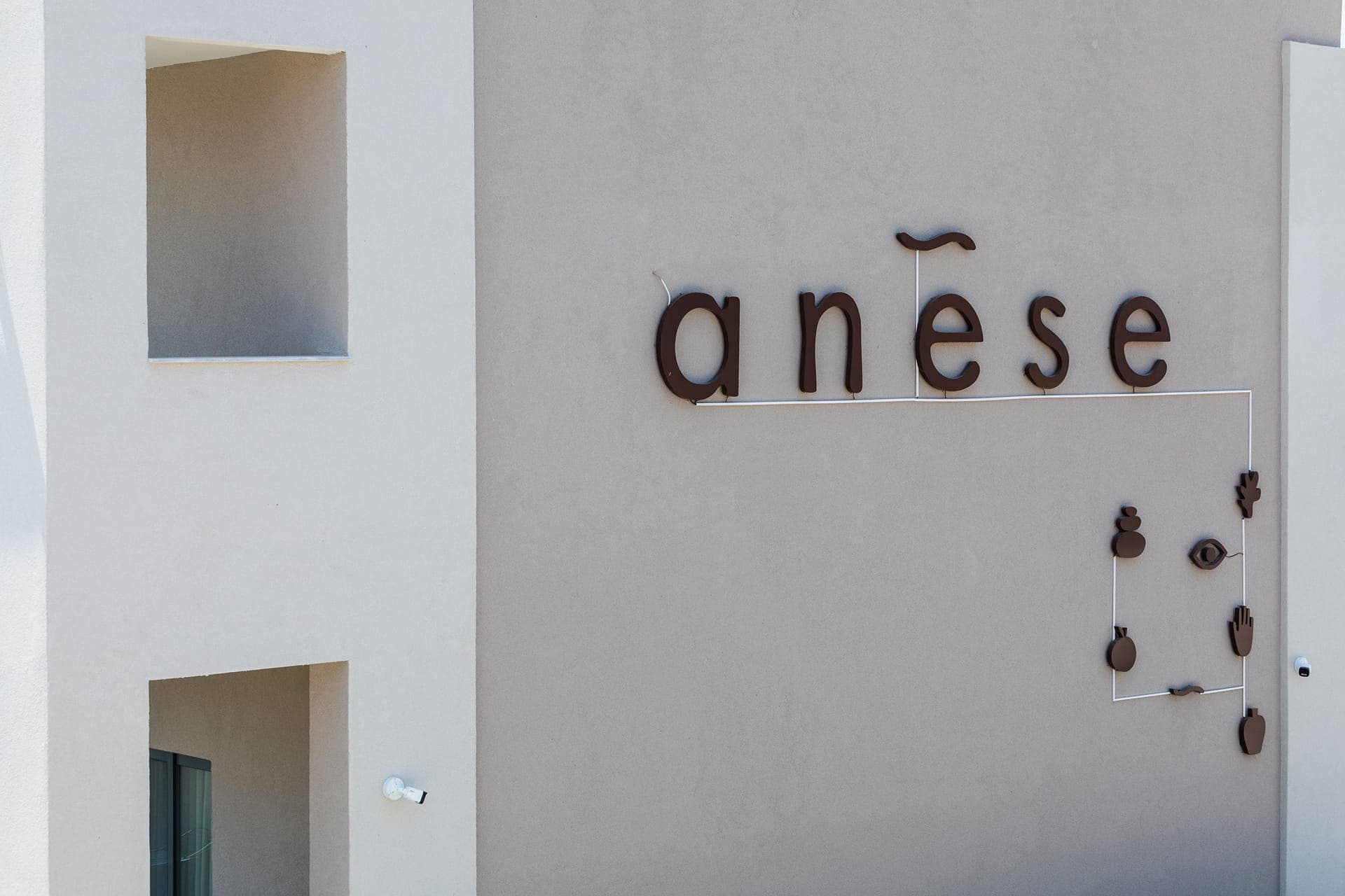 properties-ANESEVFEEL-1.jpg