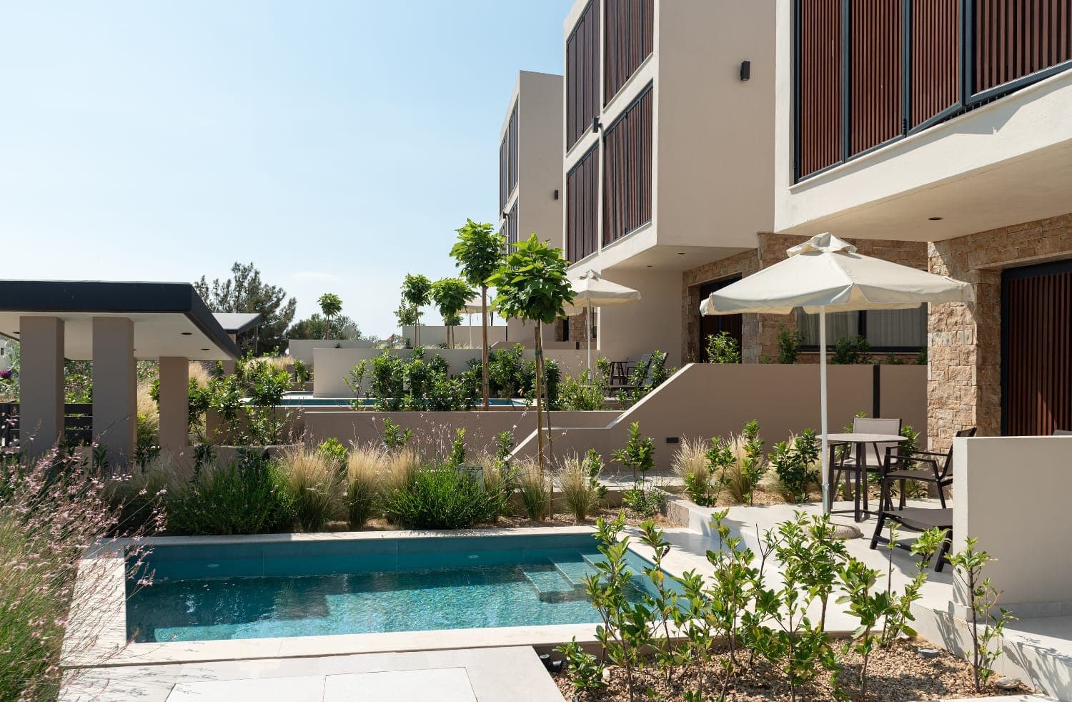 properties-ANORELUXS-1.jpg
