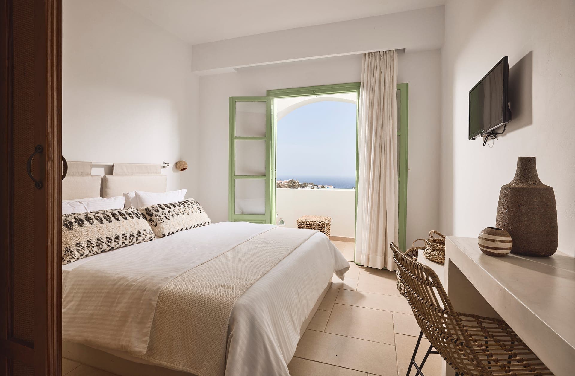 properties-ANTAMOMA-2.jpg
