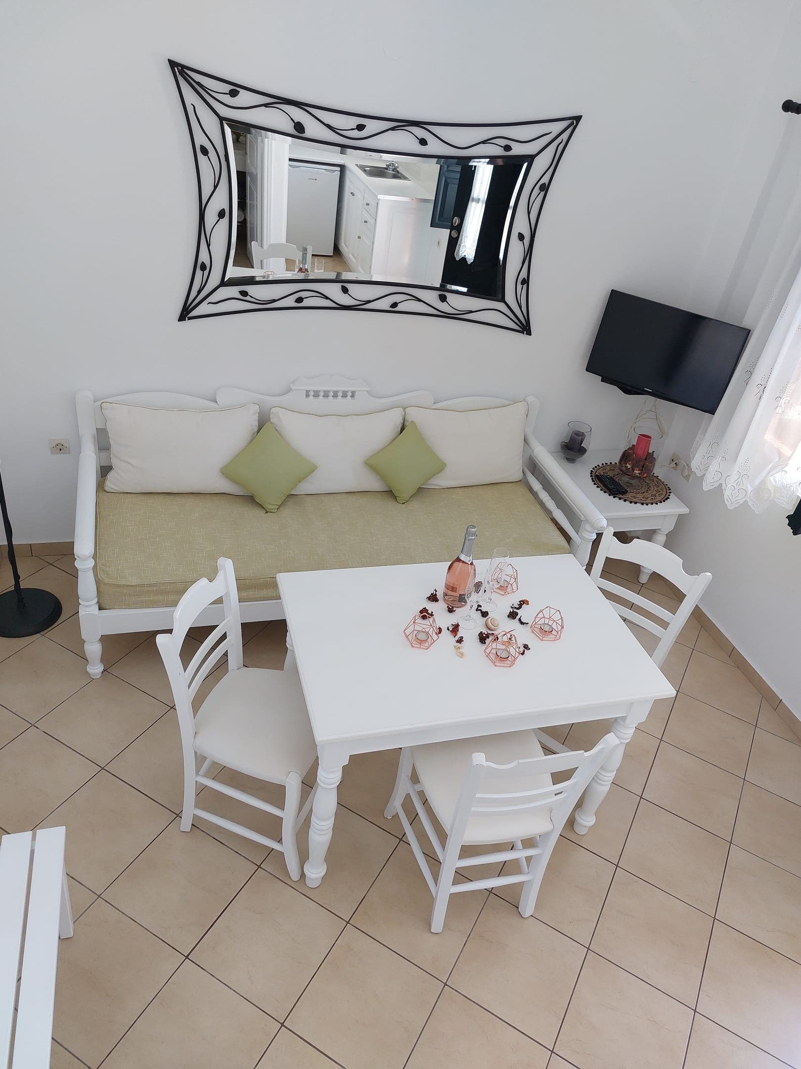 properties-ANTHONAS-2.jpg