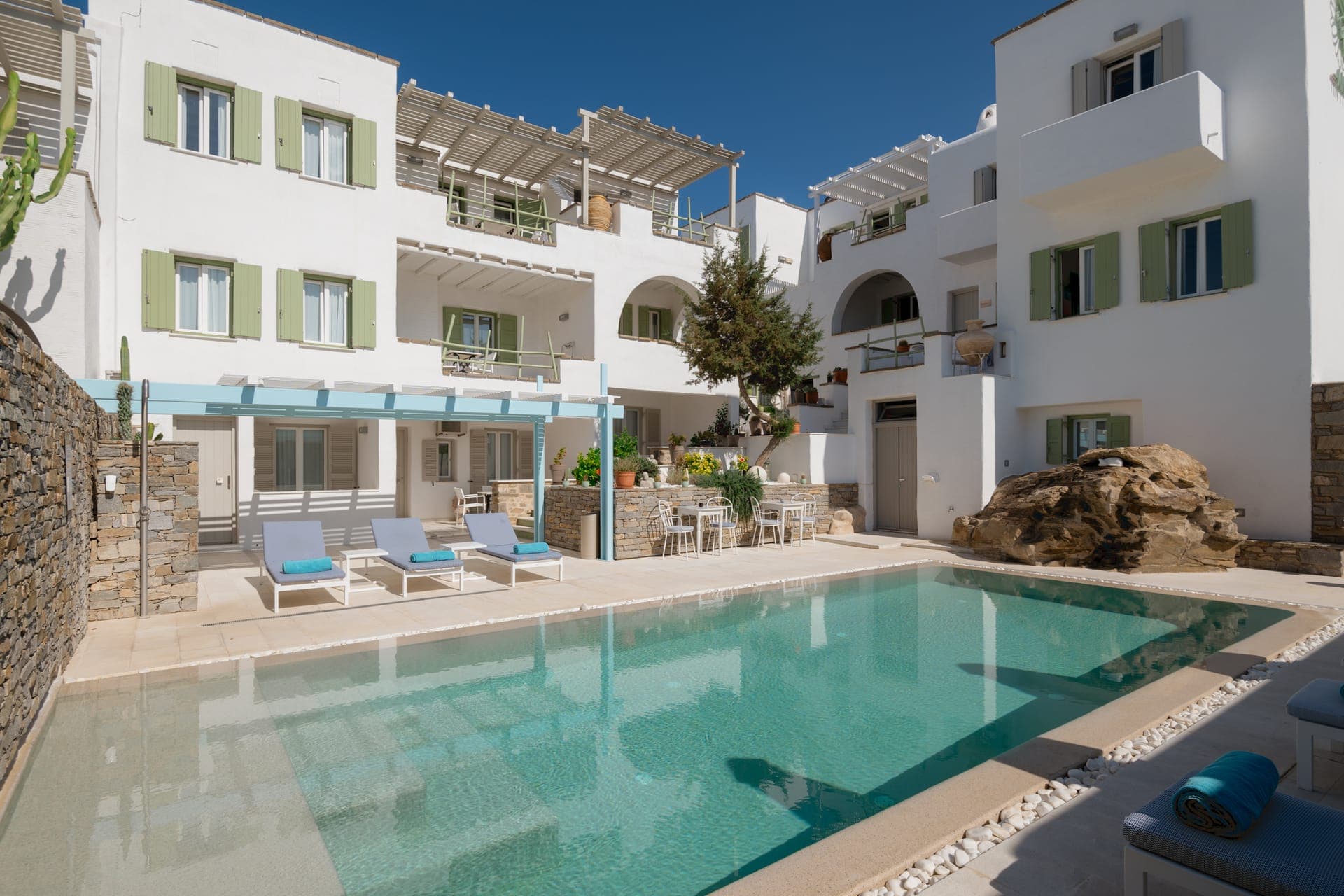 properties-ANTHOSAPRT-0.jpg