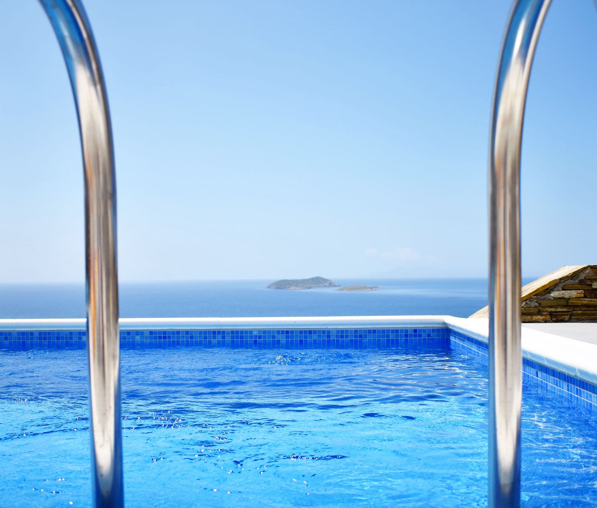 properties-ANTIGONVIL-0.jpg
