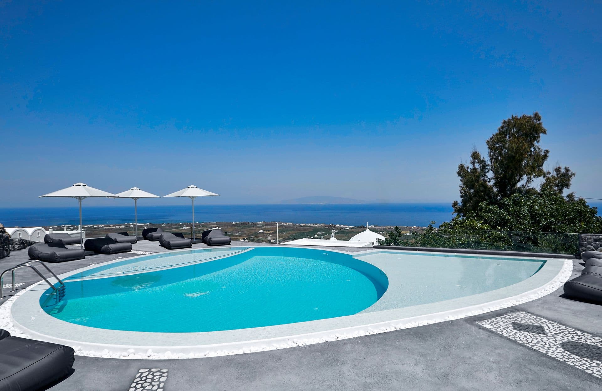 properties-APERSUITES-0.jpg