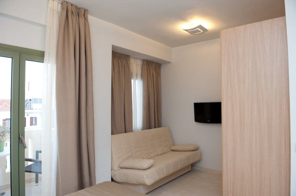 properties-APHRODITE-2.jpg