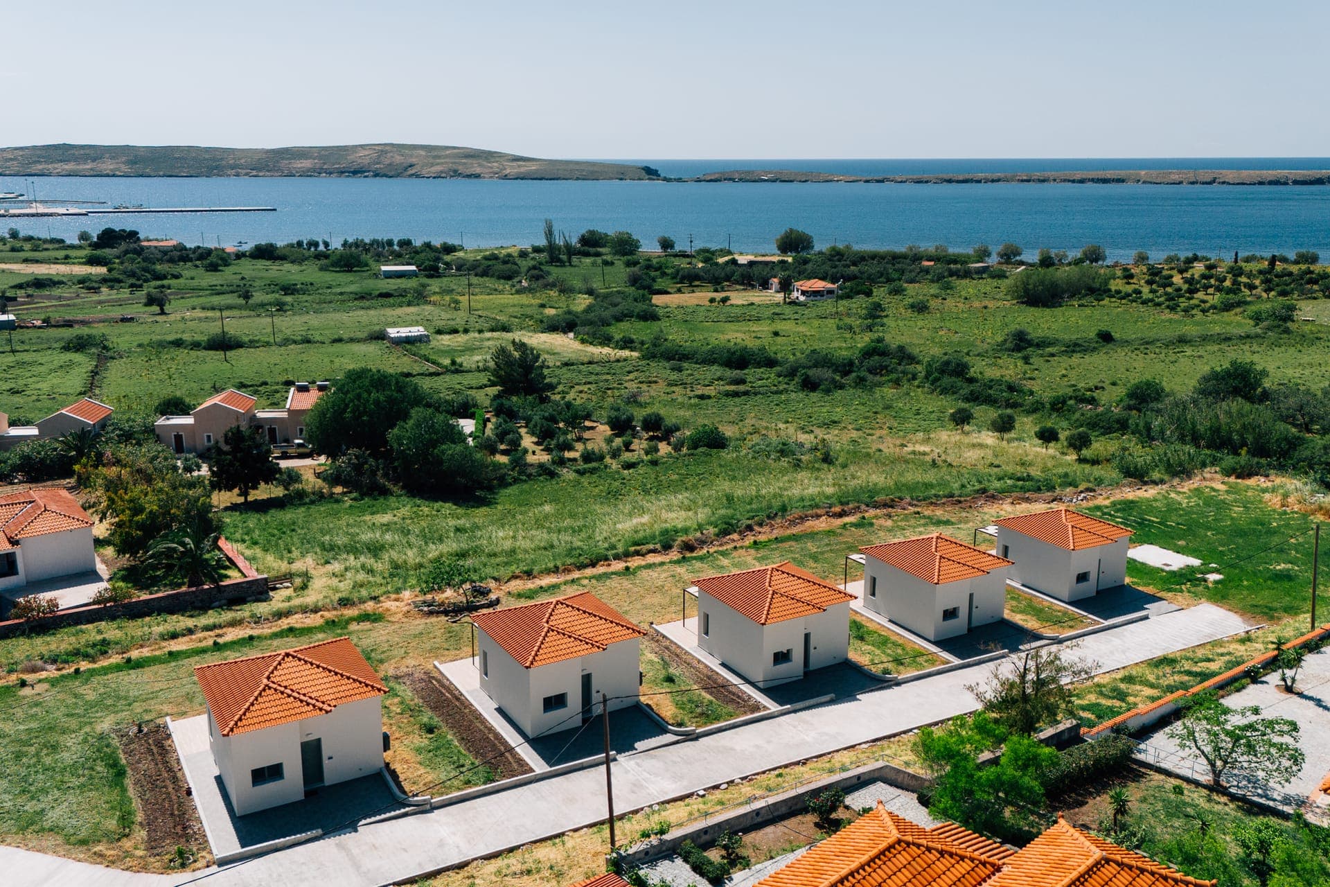 properties-APOLITHON-3.jpg