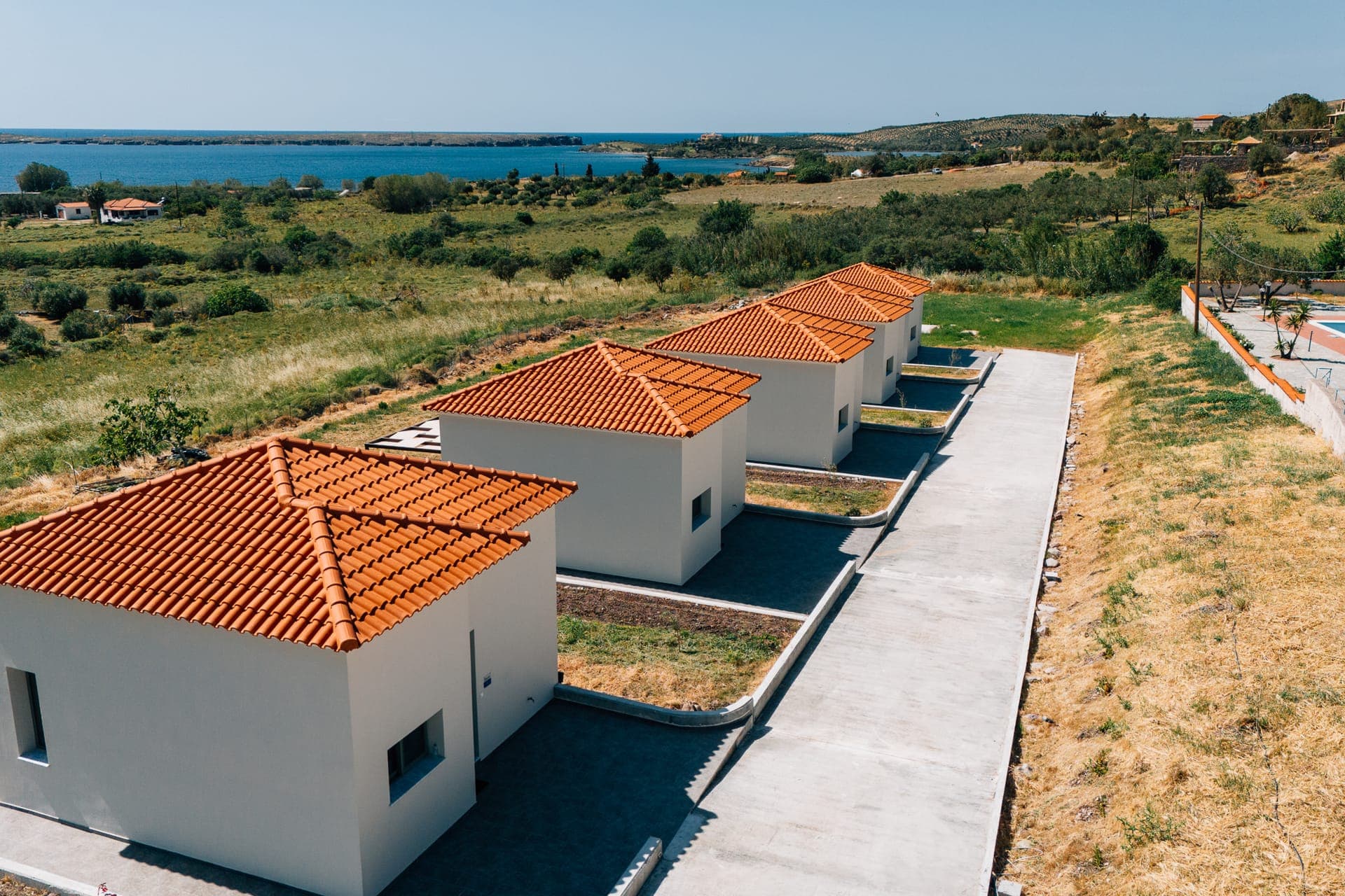 properties-APOLITHON-4.jpg
