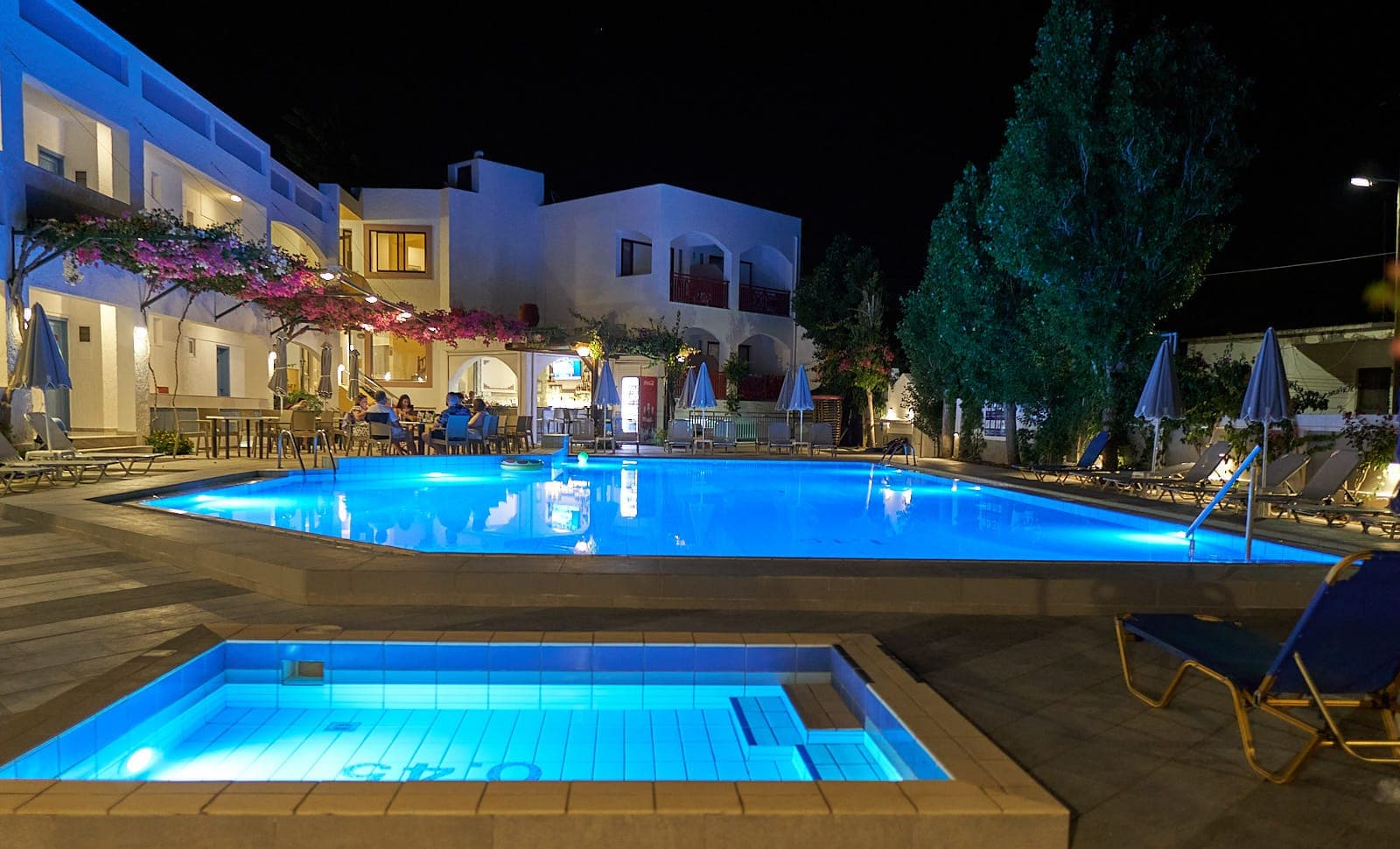 properties-APOLLONHOT-1.jpg