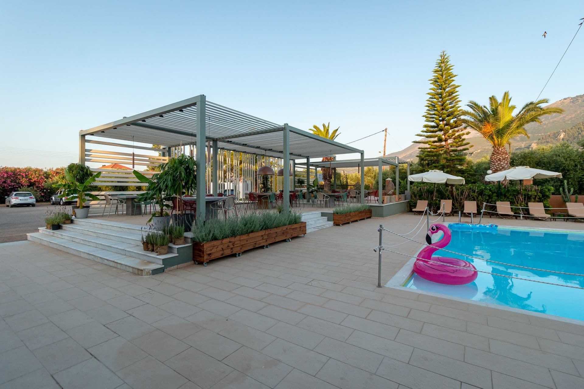 properties-APOLLORESO-4.jpg