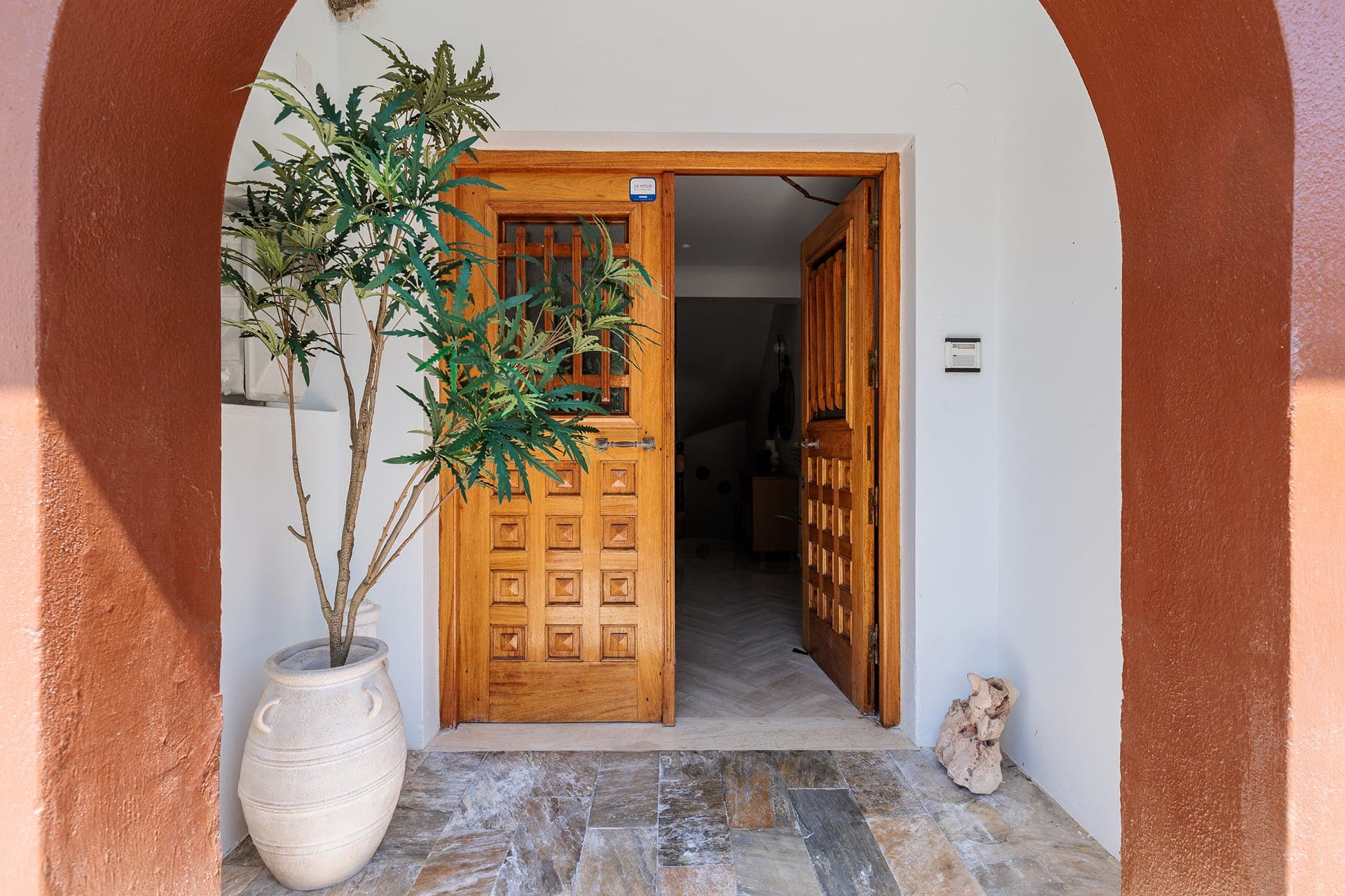 properties-APOSTOLIS-4.jpg