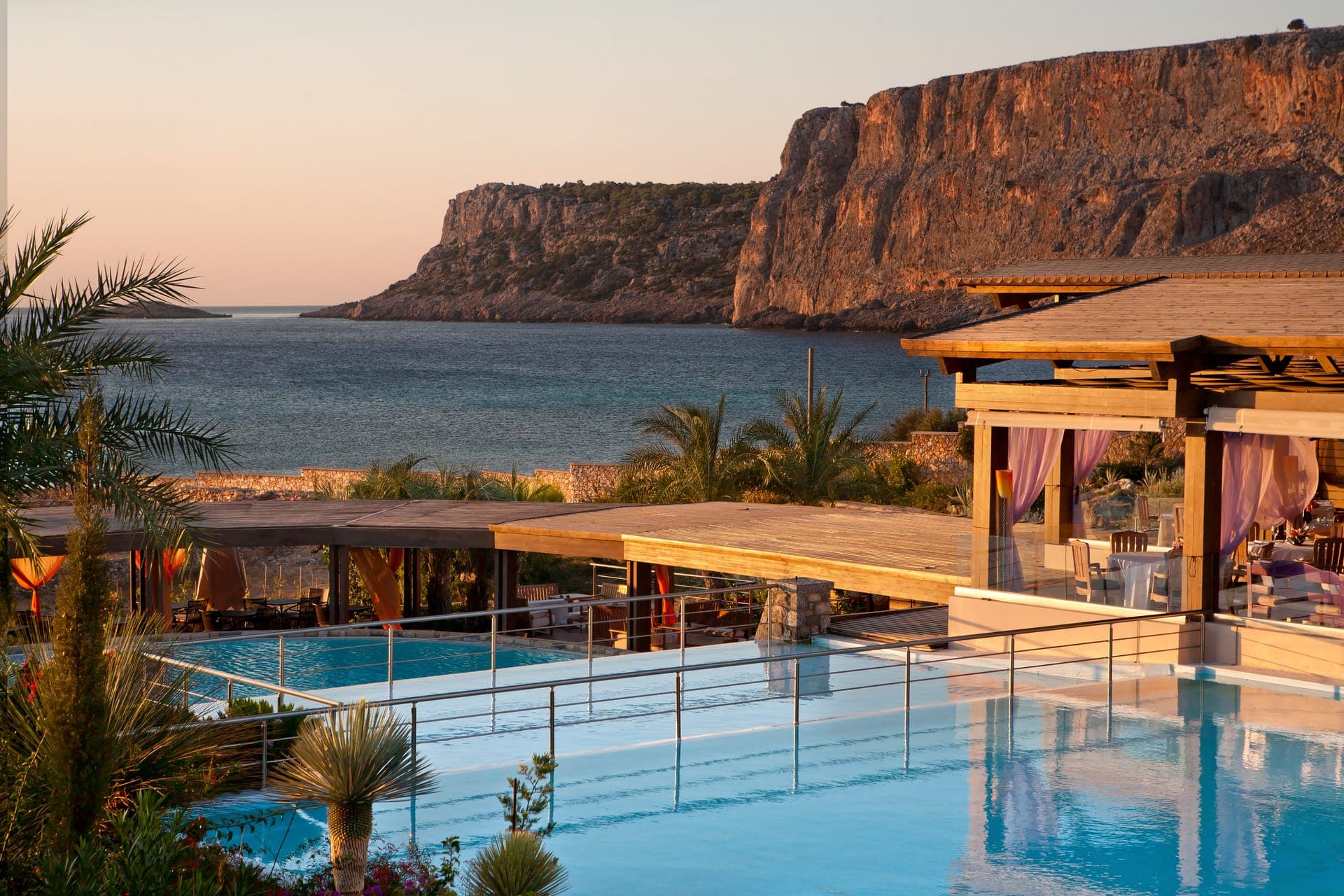 properties-AQUAGRANDL-2.jpg