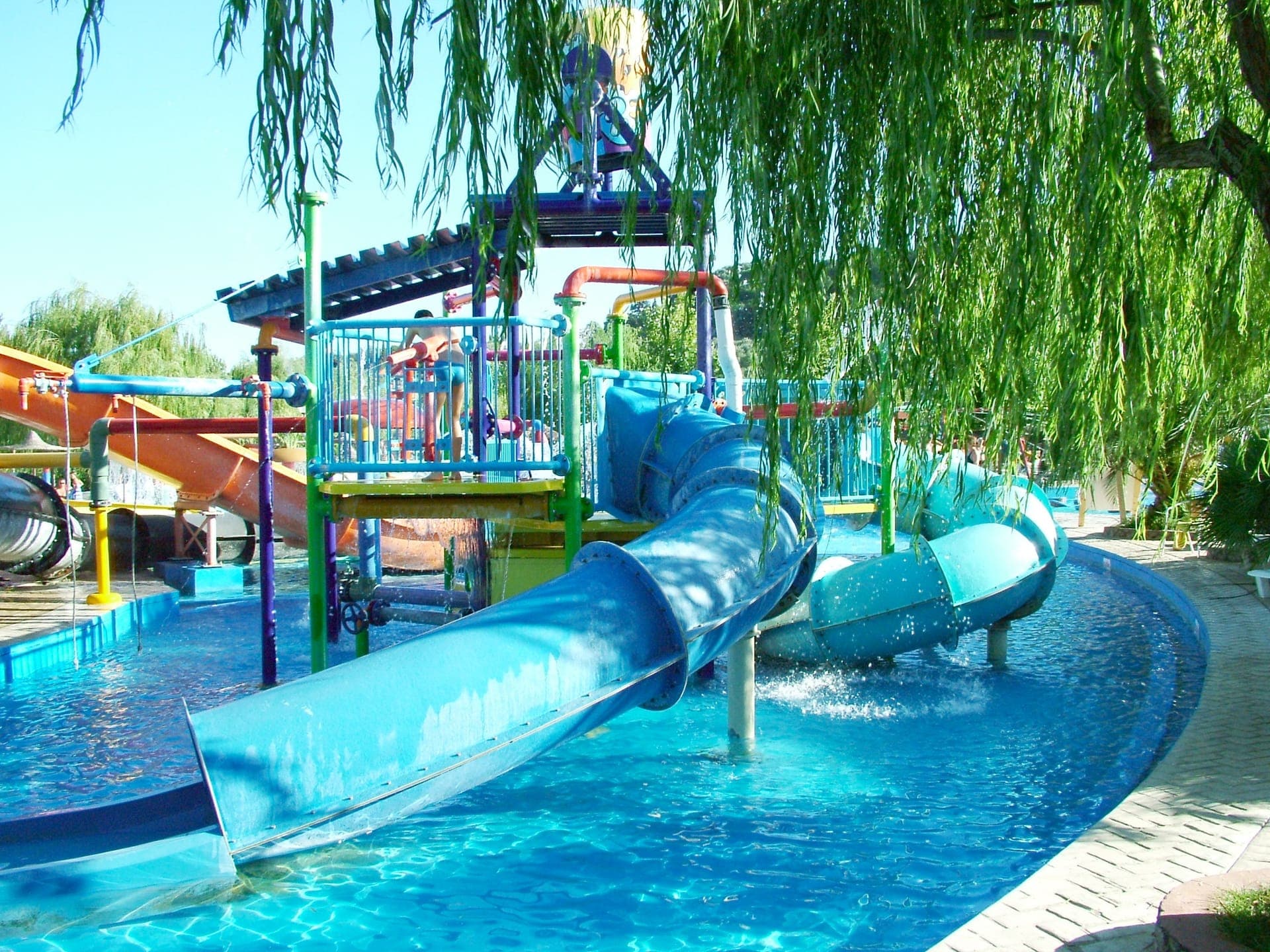 properties-AQUALAND-0.jpg