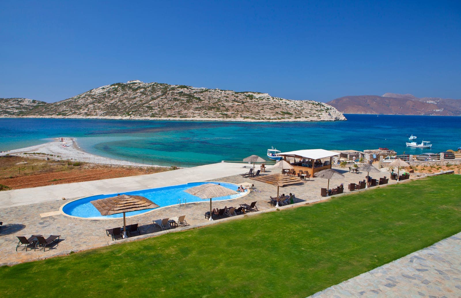 properties-AQUAPETRA-1.jpg