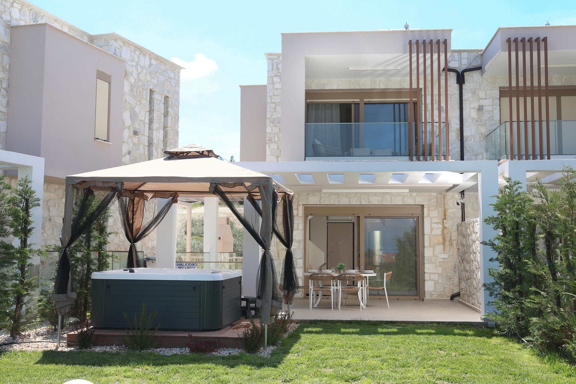 properties-AQUARIS-0.jpg