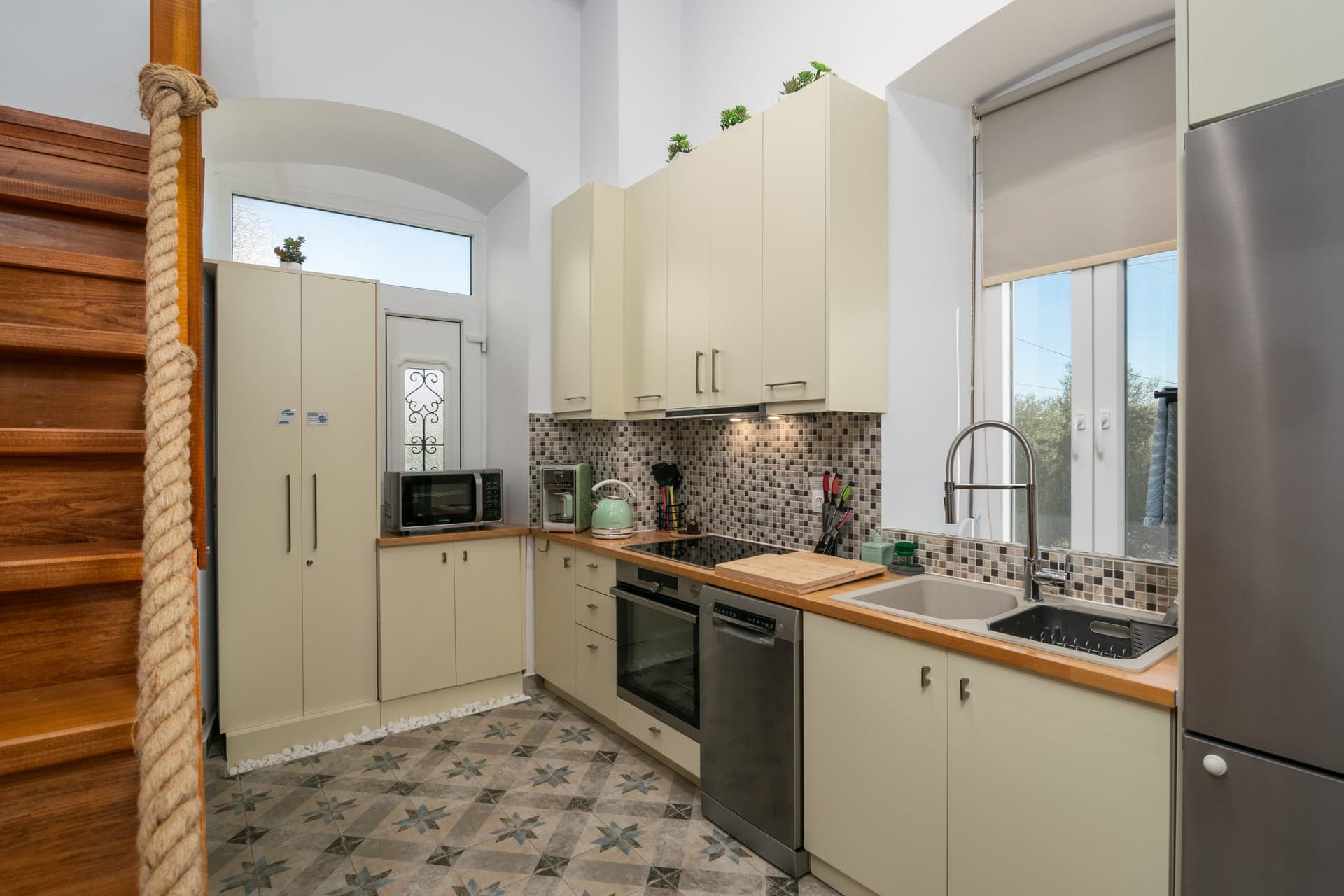 properties-ARAGMA-3.jpg