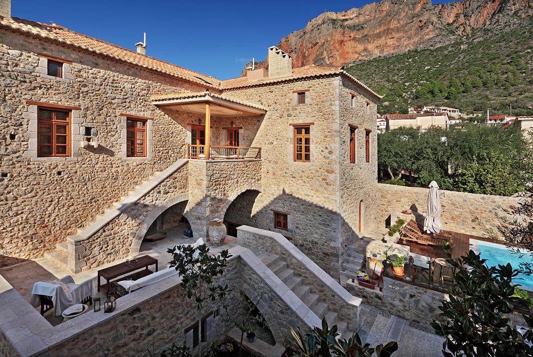 properties-ARCHONCH-1.jpg