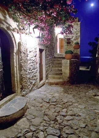 properties-ARDAMIS-2.jpg