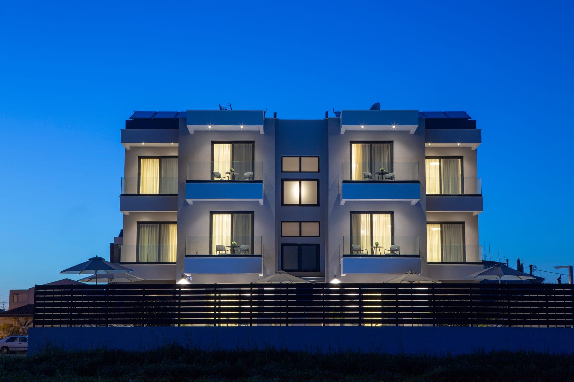 properties-ARENTELEFK-0.jpg