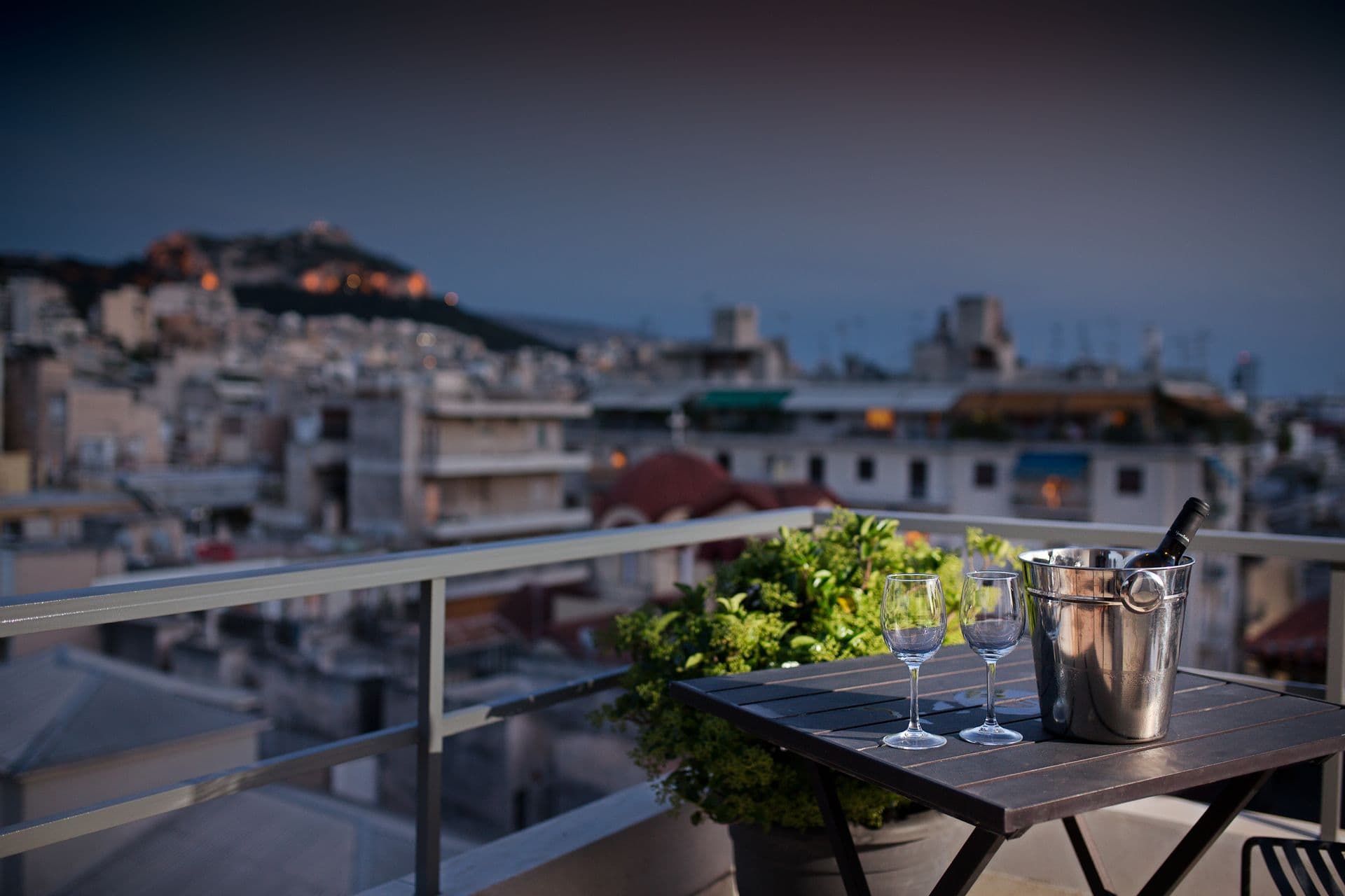 properties-AREOS-0.jpg