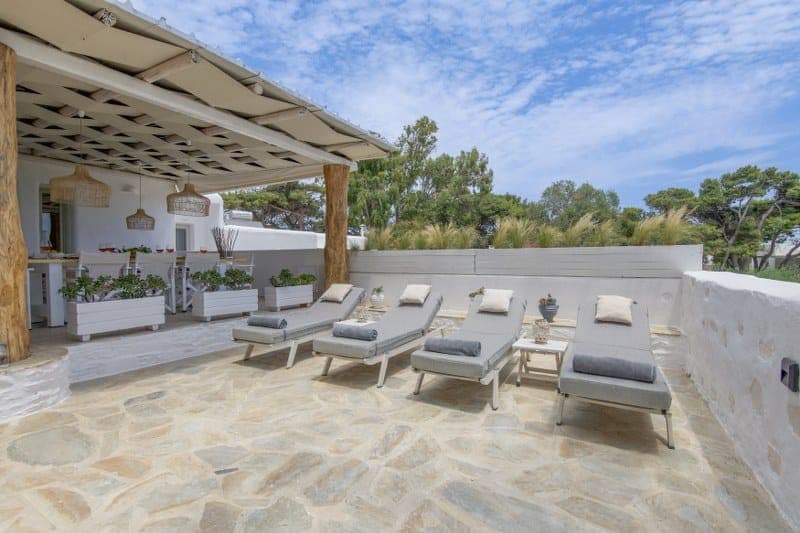 properties-ARETHOUSA-3.jpg