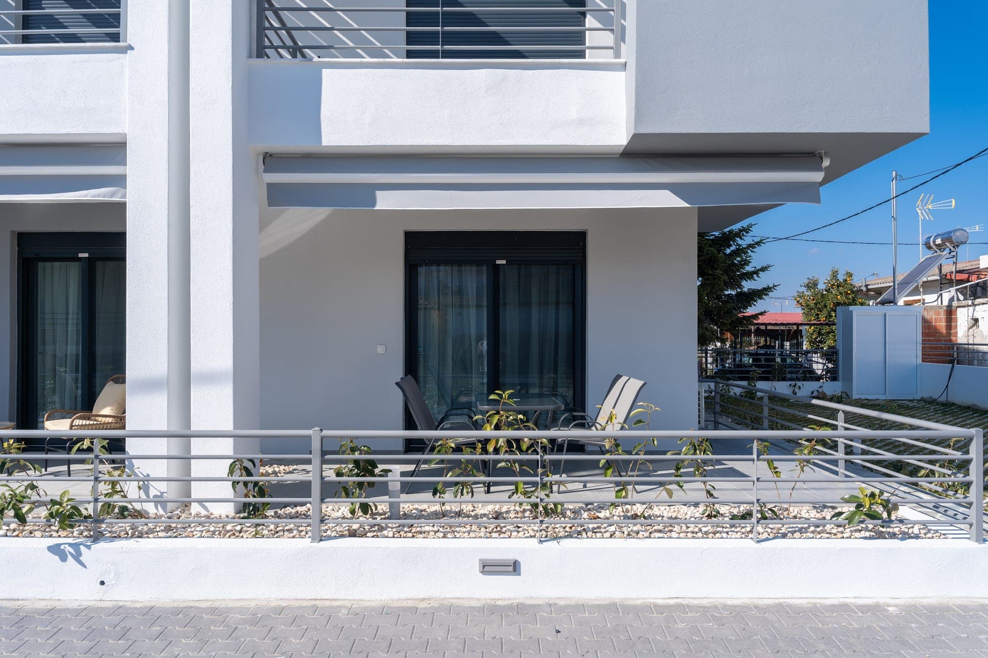 properties-ARETIRESI-4.jpg