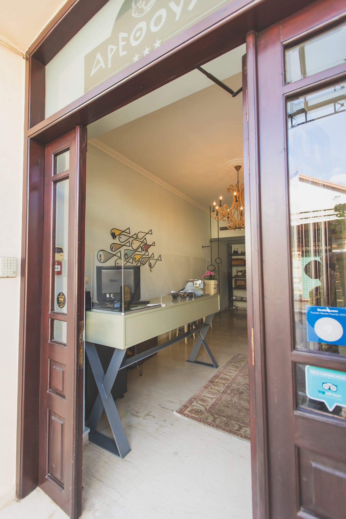 properties-ARETKATAKL-2.jpg