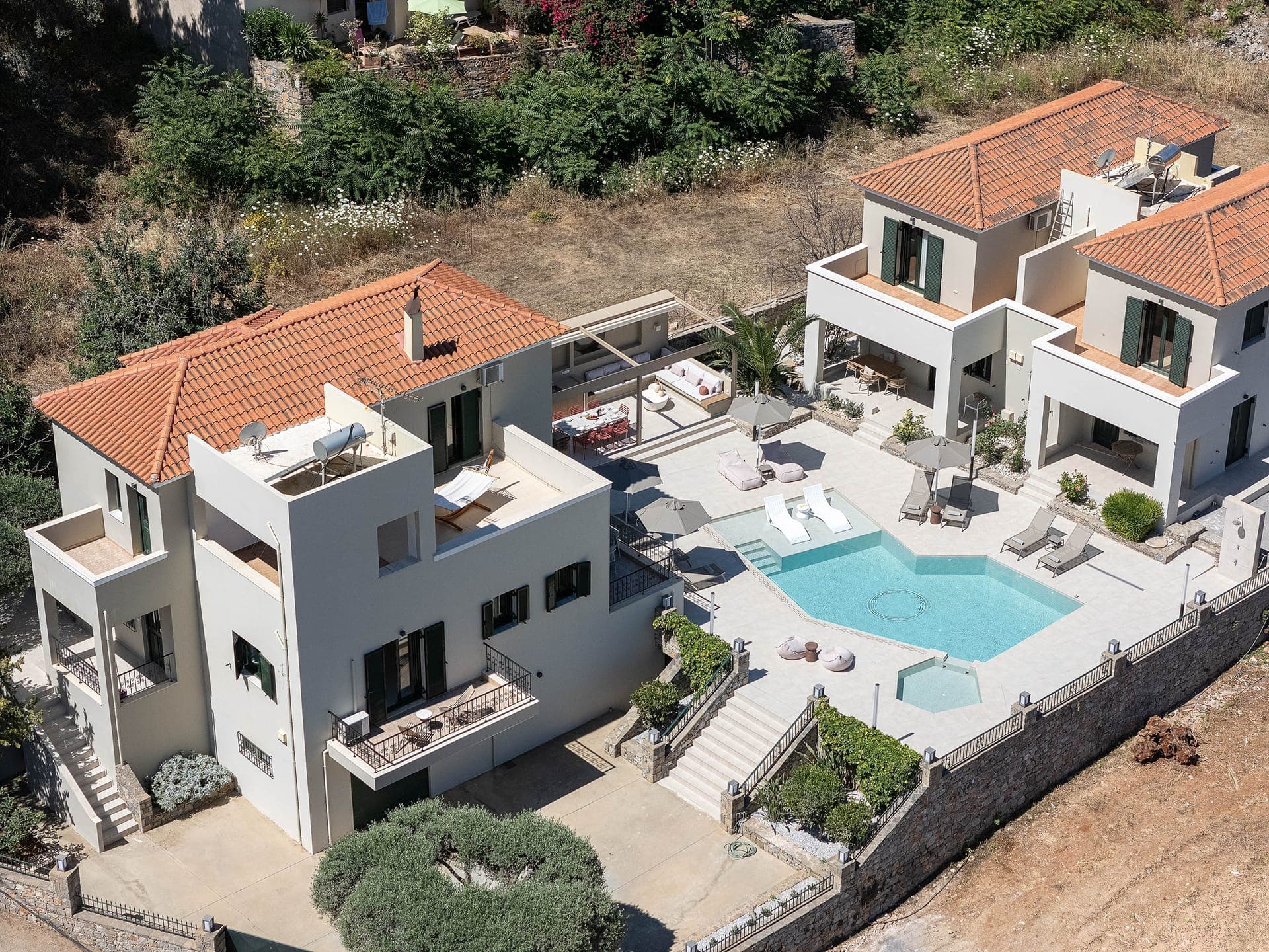 properties-ARGYROVILL-0.jpg