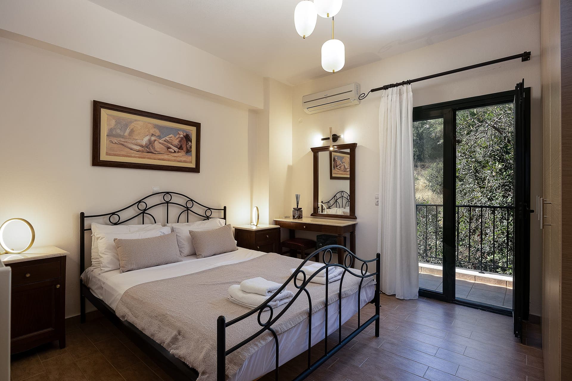 properties-ARGYROVILL-2.jpg