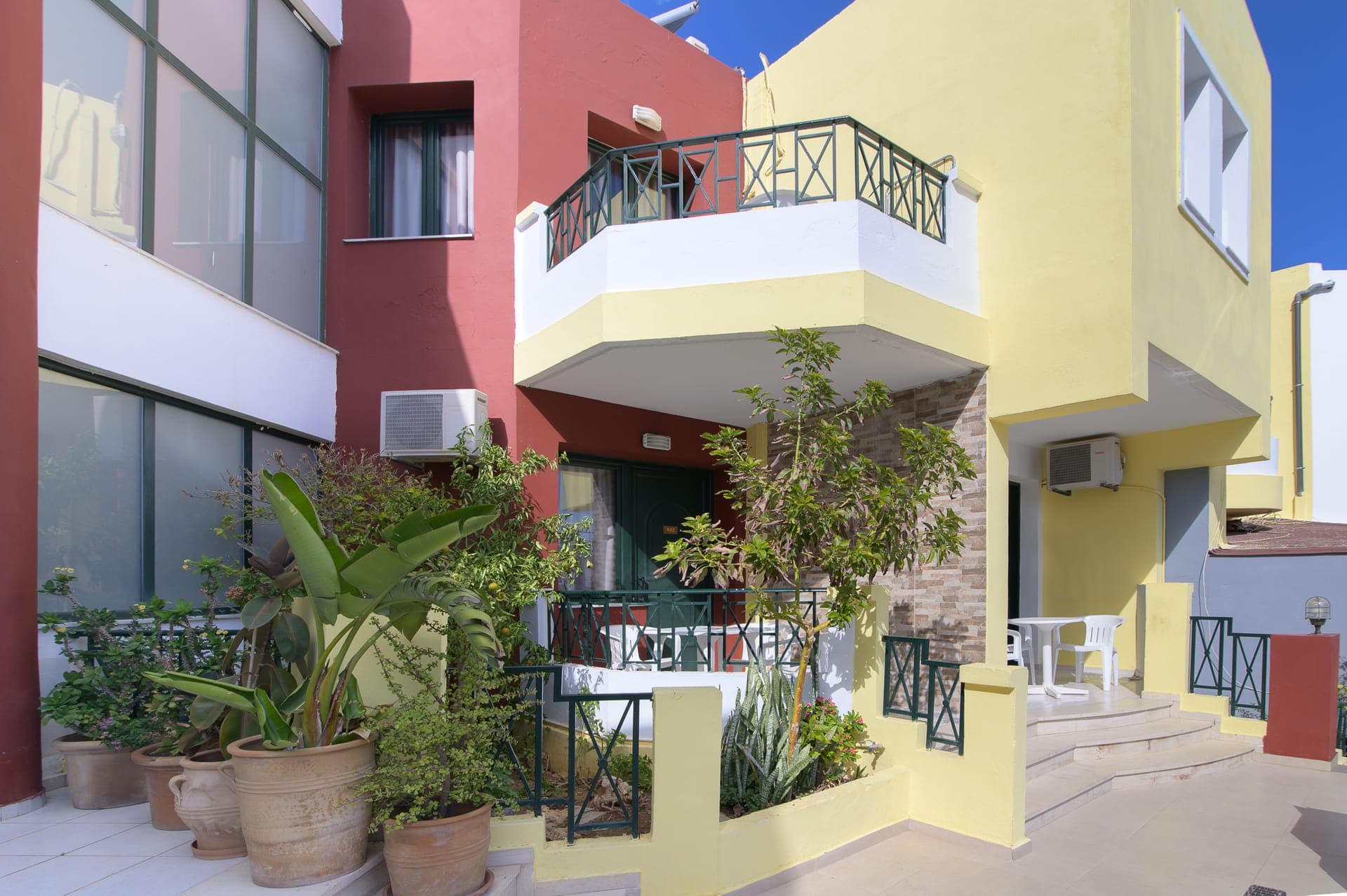 properties-ARIADNIPAL-3.jpg