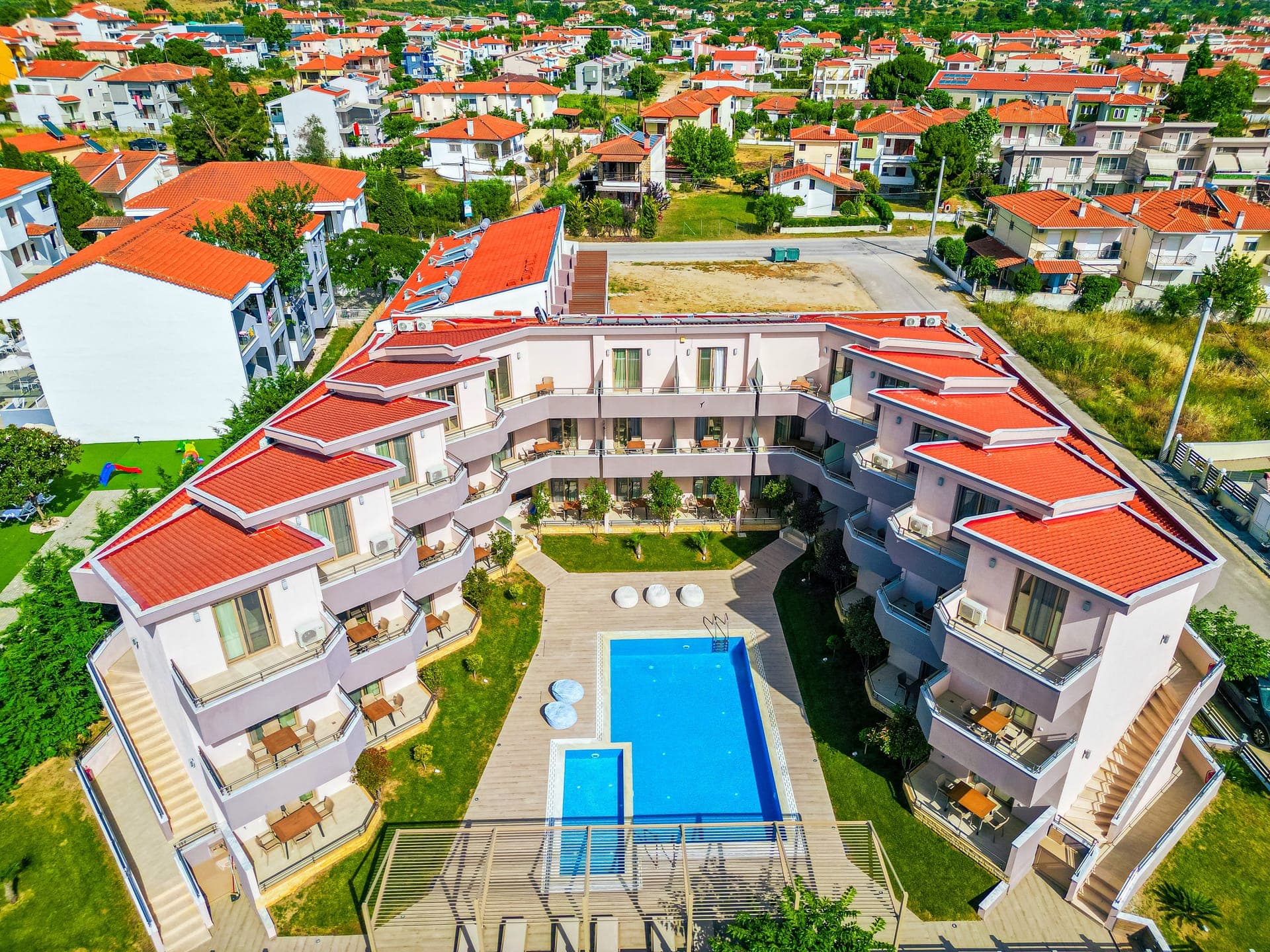properties-ARIAGARDEN-0.jpg