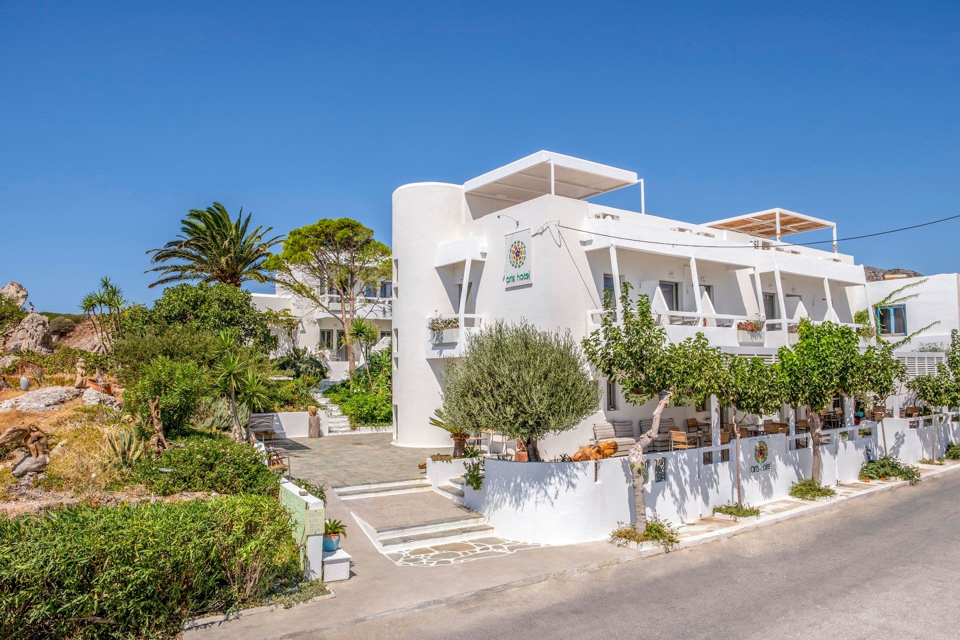 properties-ARISHOTELP-0.jpg