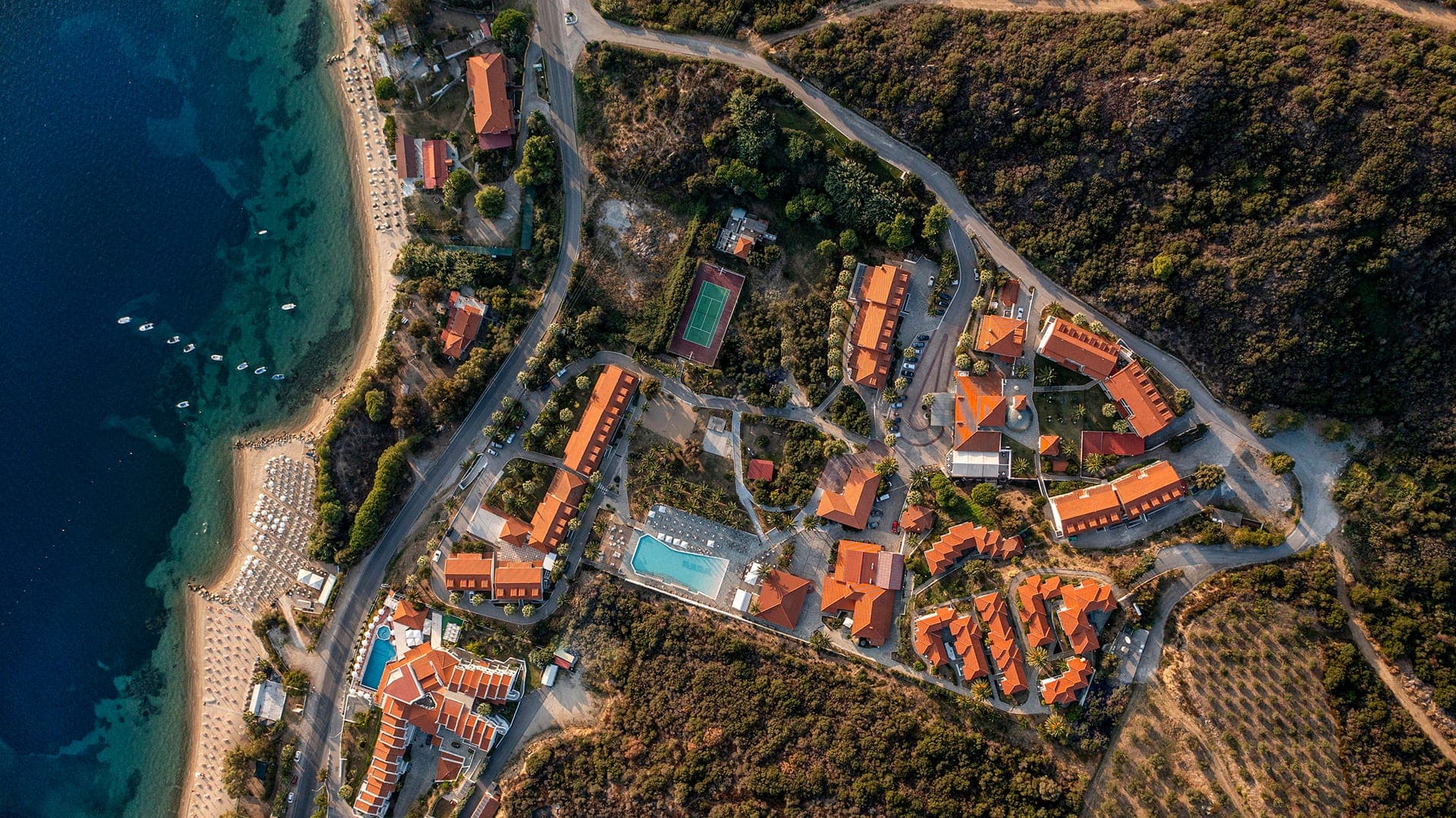 properties-ARISTOTEL-1.jpg