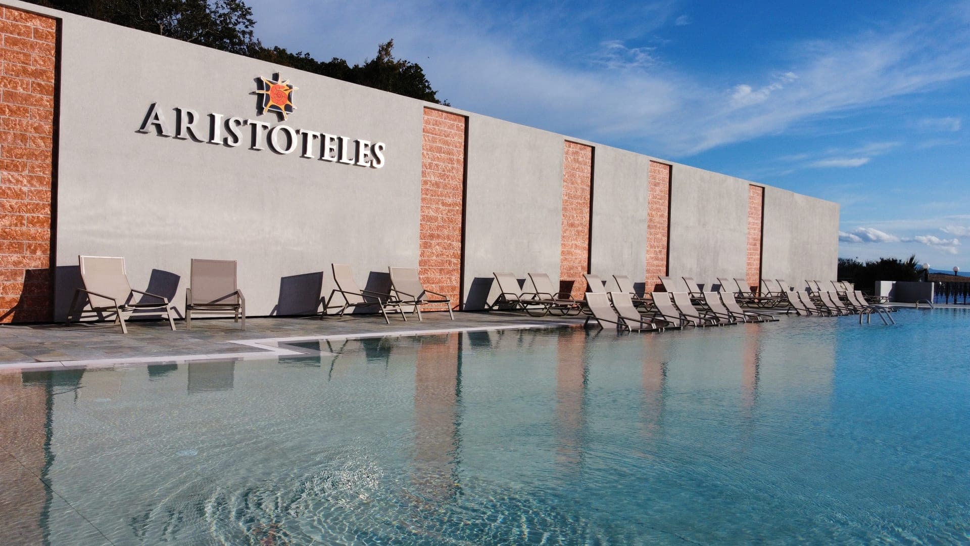 properties-ARISTOTEL-4.jpg