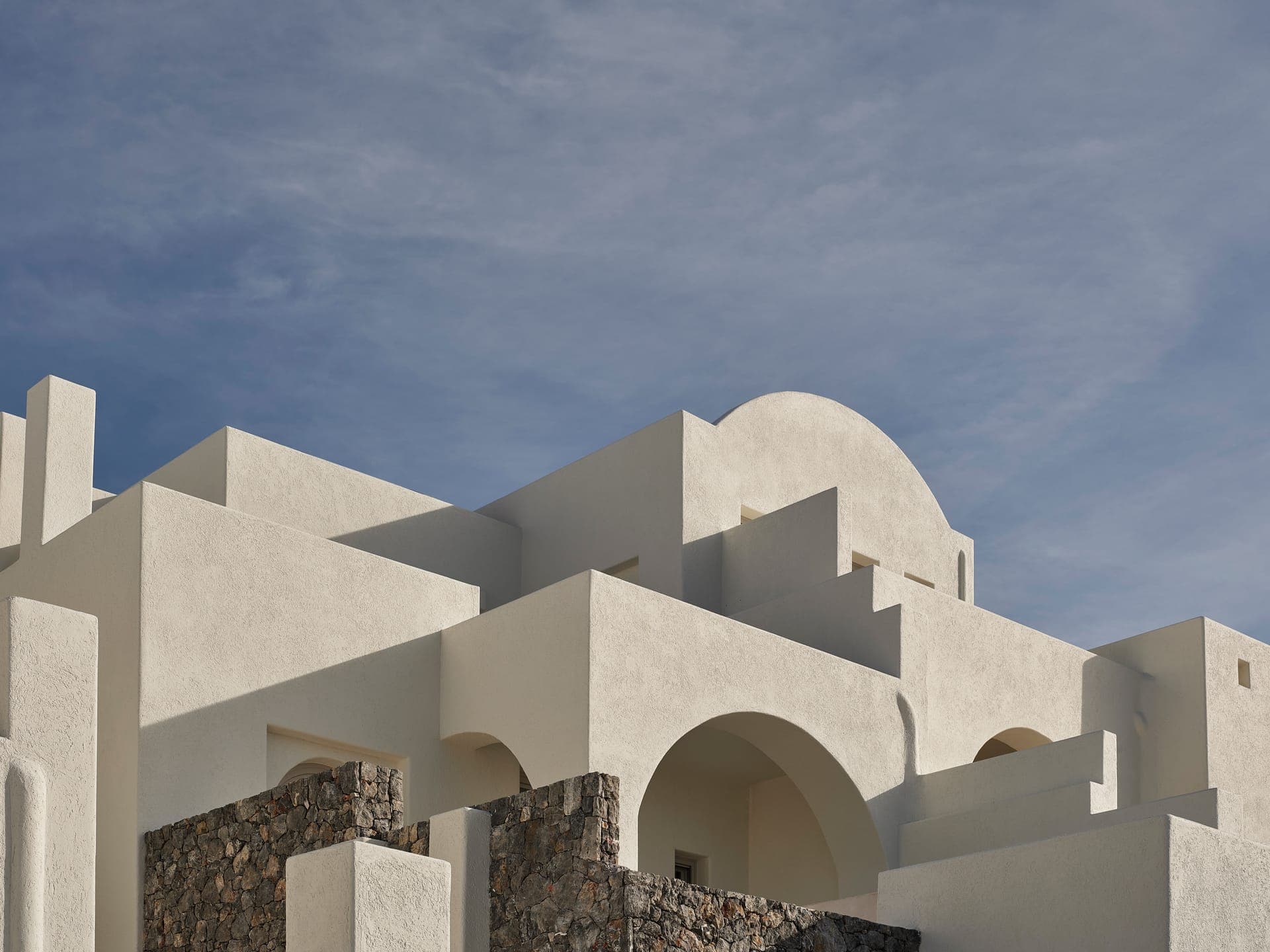 properties-ARKSUITESS-1.jpg