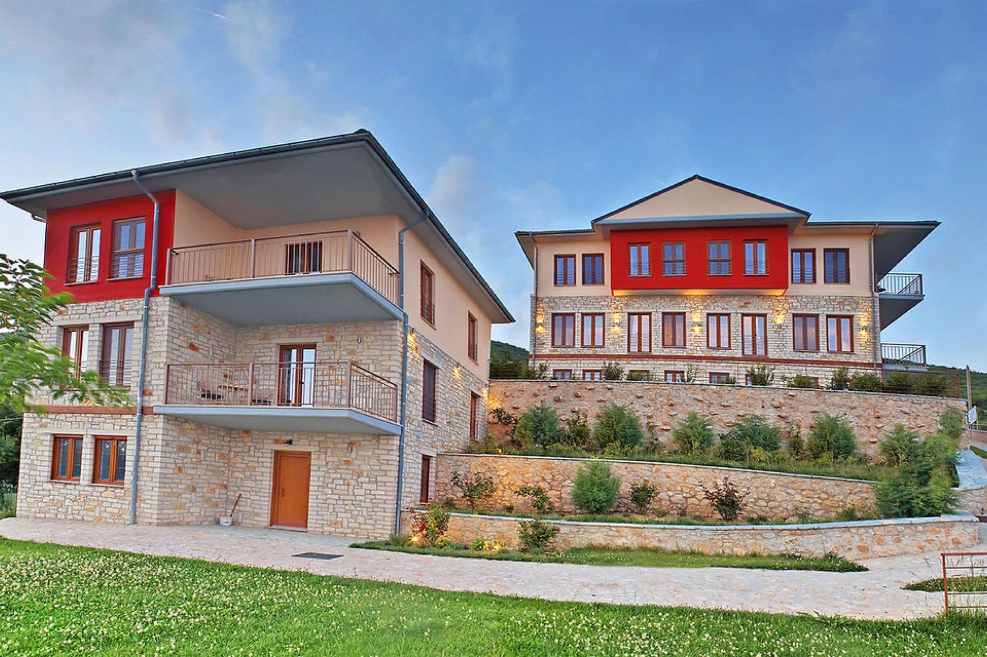 properties-ARKTOS-3.jpg